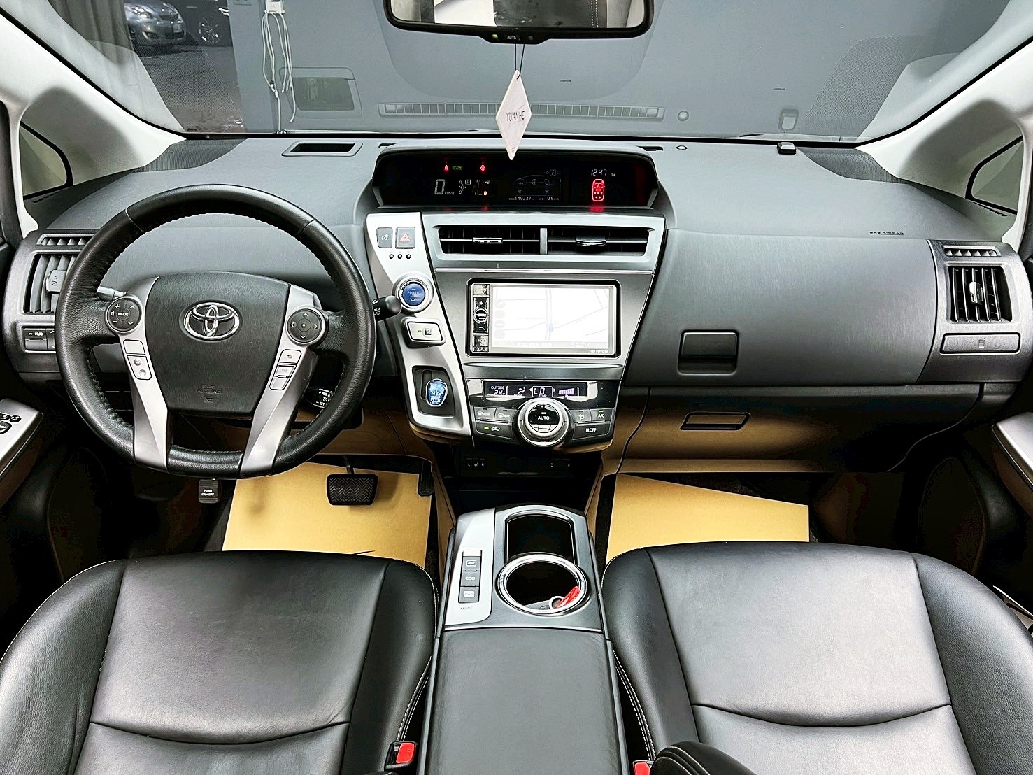 全台到府賞車 2016 Toyota Prius Alpha 七人座『小李經理』元禾國際車業/中古車/促銷中  第11張相片