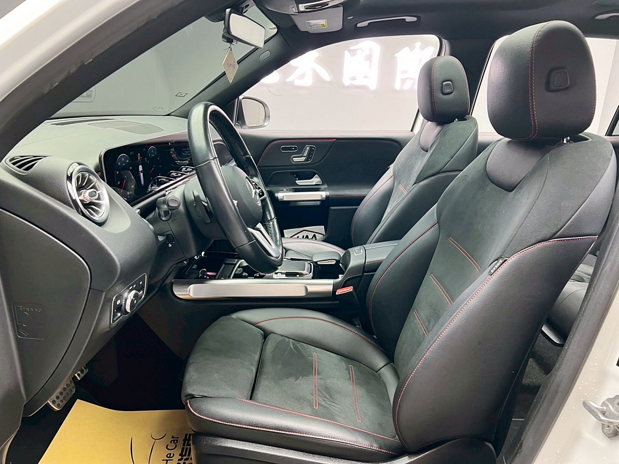 全台到府賞車 2020 Benz GLB250 4Matic AMG 五人座 X247型『小李經理』元禾國際車業/中古車/促銷中  第7張相片