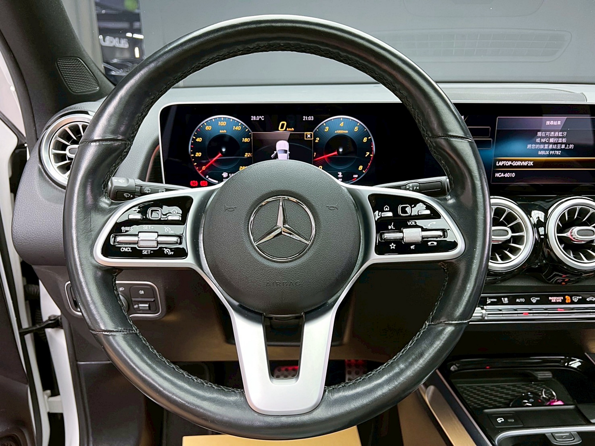 全台到府賞車 2020 Benz GLB250 4Matic AMG 五人座 X247型『小李經理』元禾國際車業/中古車/促銷中  第13張相片