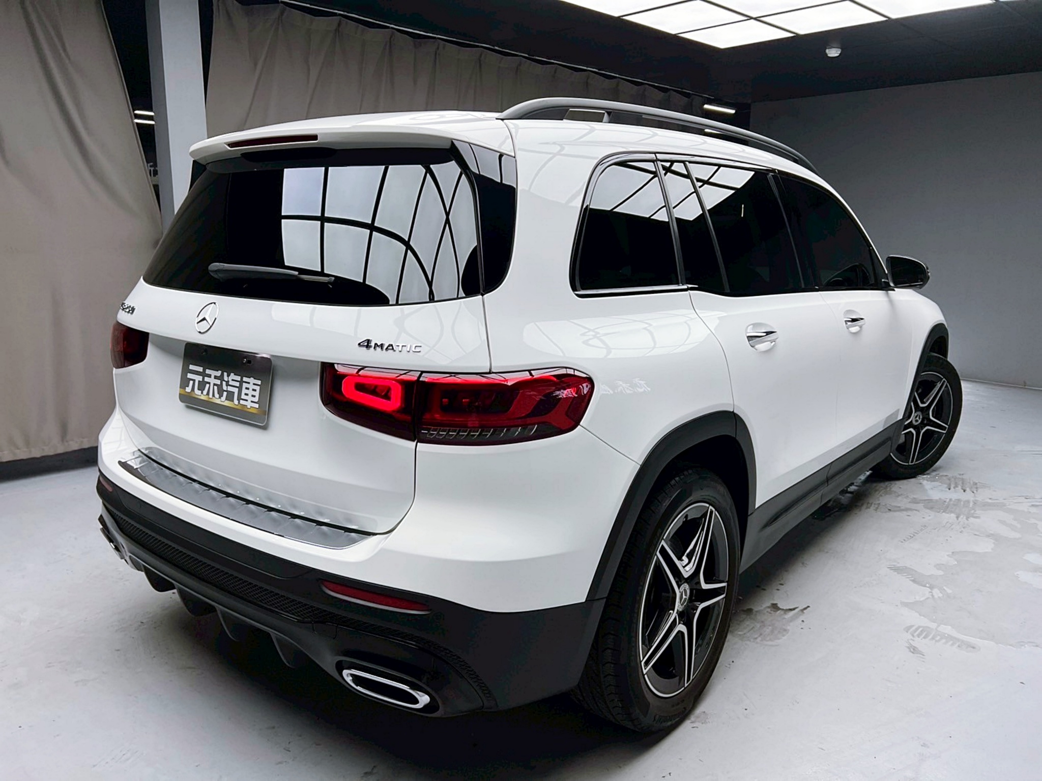 全台到府賞車 2020 Benz GLB250 4Matic AMG 五人座 X247型『小李經理』元禾國際車業/中古車/促銷中  第19張相片