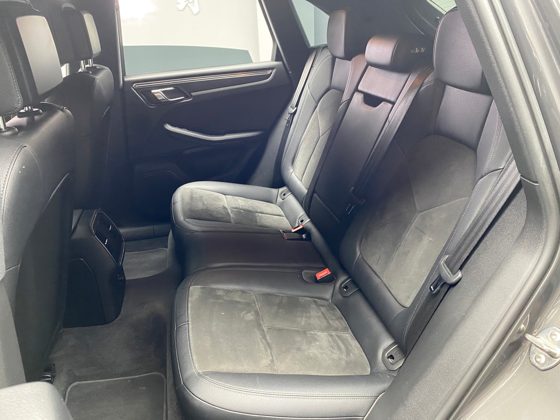 全台到府賞車 2015 Porsche Macan『小李經理』元禾國際車業/中古車/促銷中  第12張相片