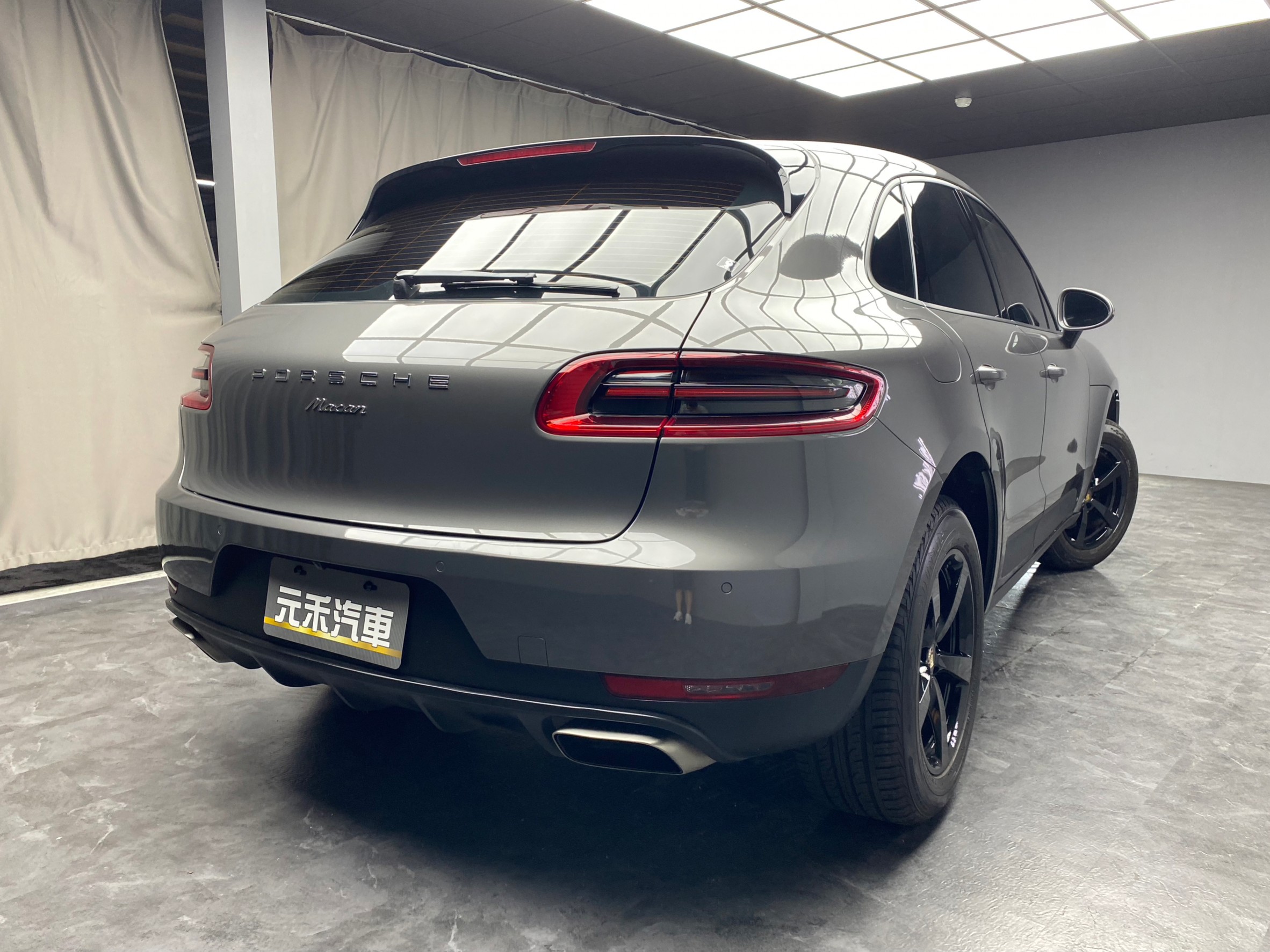 全台到府賞車 2015 Porsche Macan『小李經理』元禾國際車業/中古車/促銷中  第17張相片