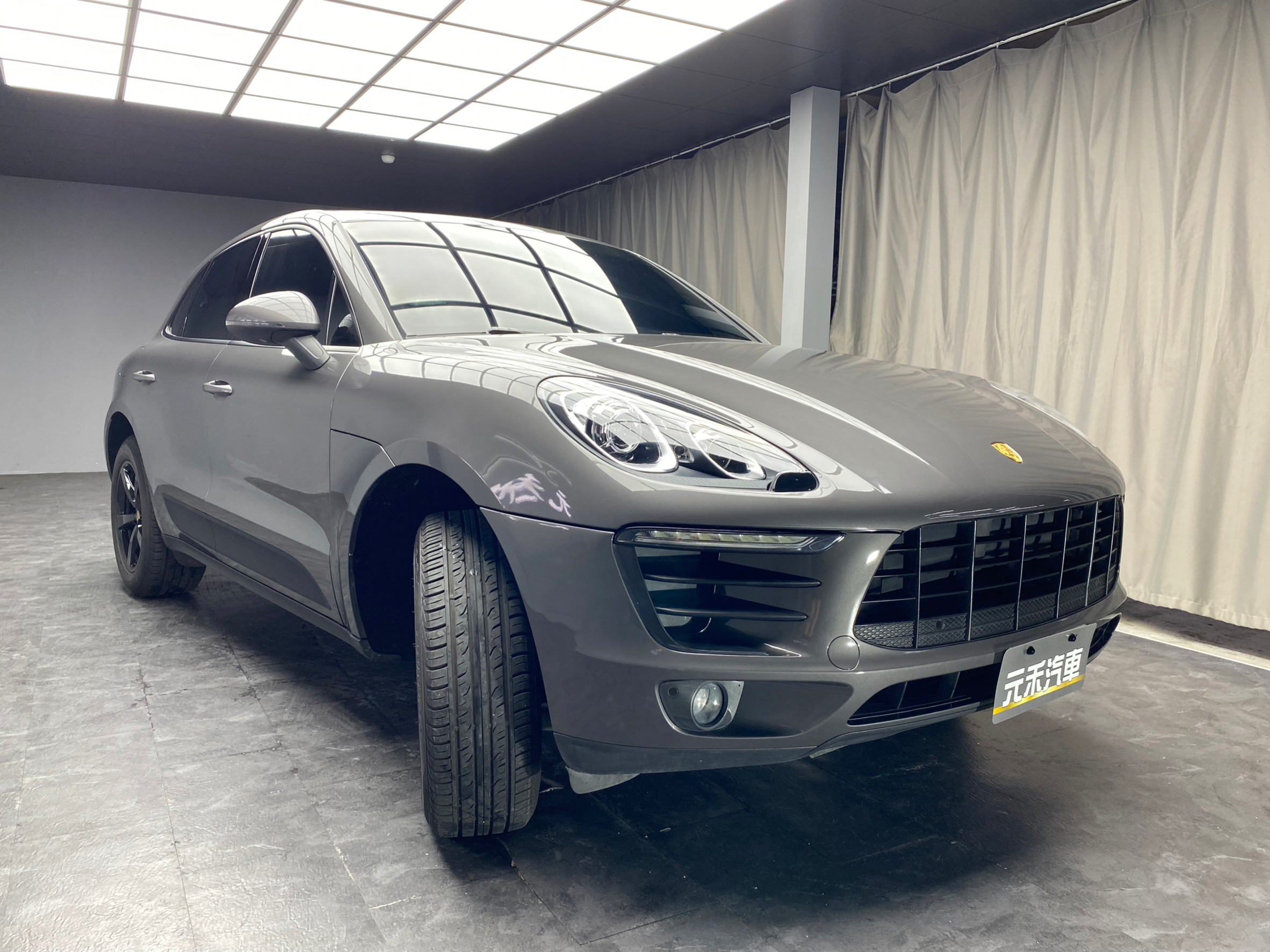 全台到府賞車 2015 Porsche Macan『小李經理』元禾國際車業/中古車/促銷中  第18張相片