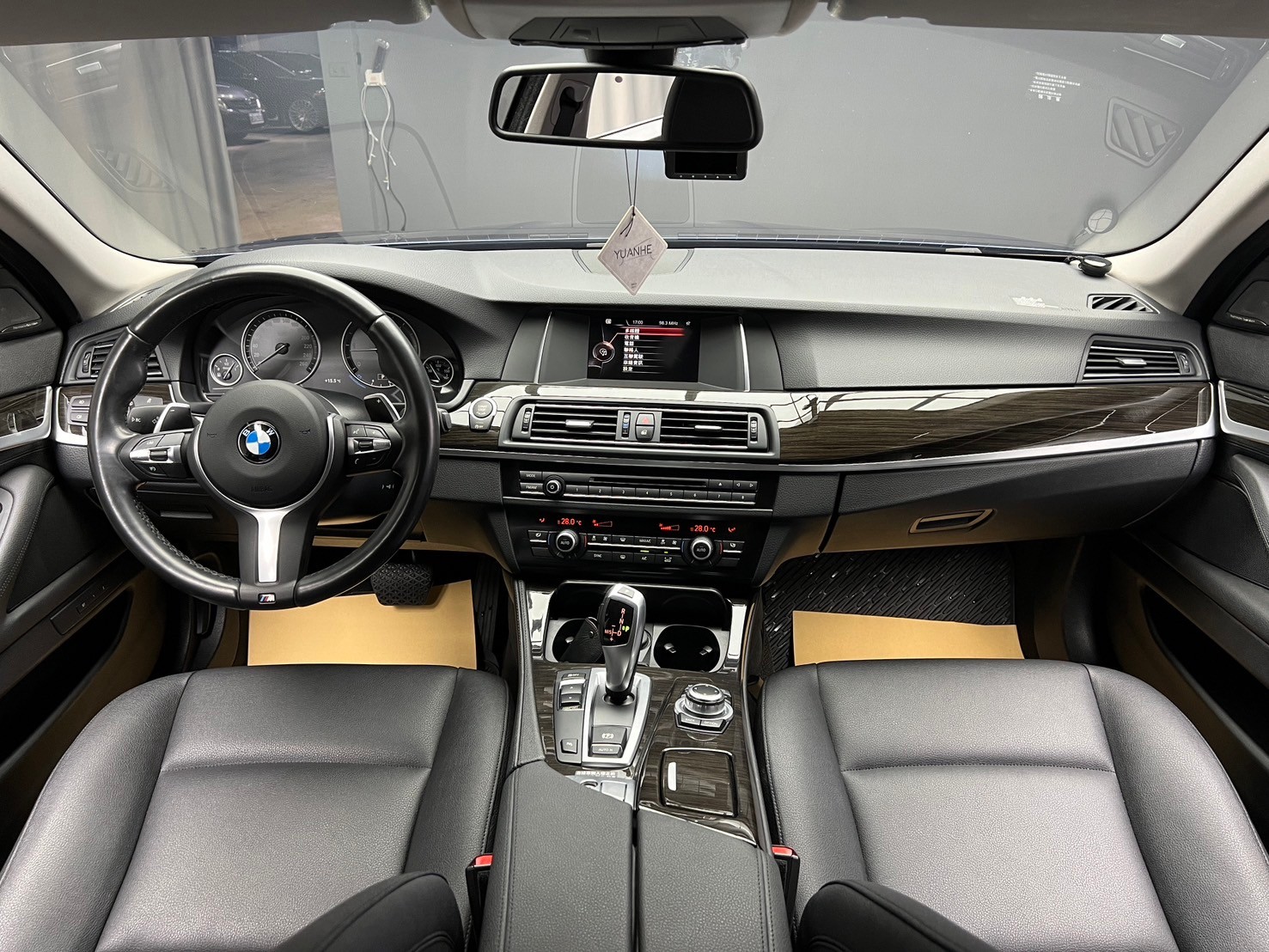 全台到府賞車 2016/17 BMW 520d Sedan F10型『小李經理』元禾國際車業/中古車/促銷中  第8張相片