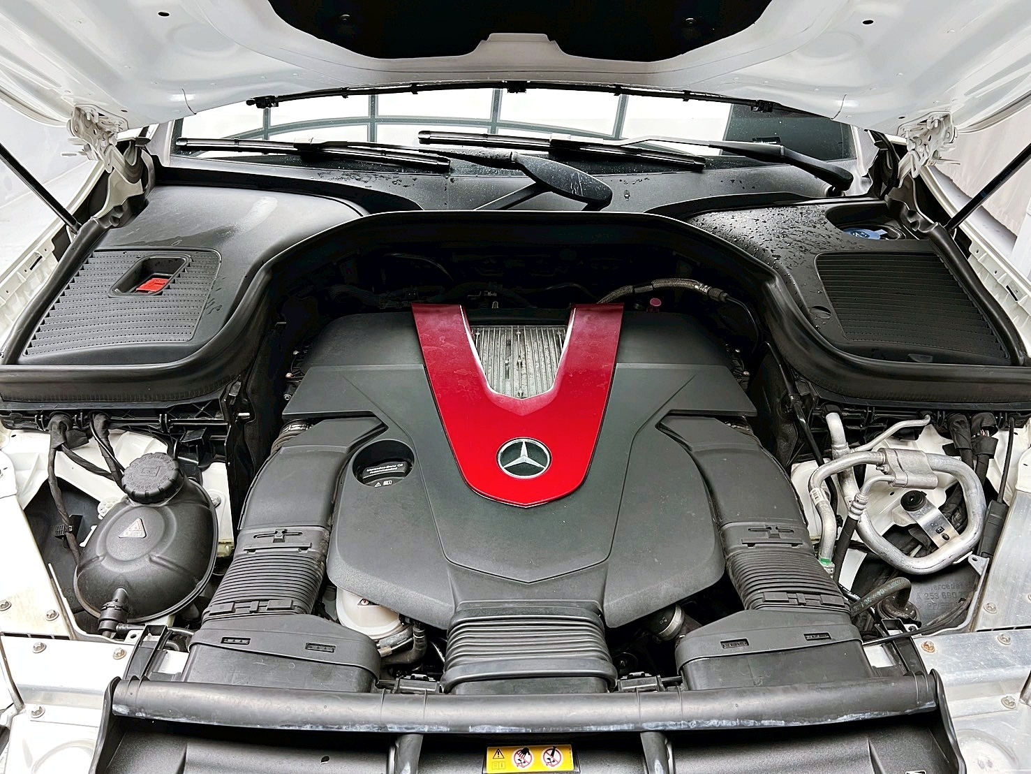 全台到府賞車 2016 Benz GLC43 AMG 4MATIC X253型『小李經理』元禾國際車業/中古車/促銷中  第4張相片