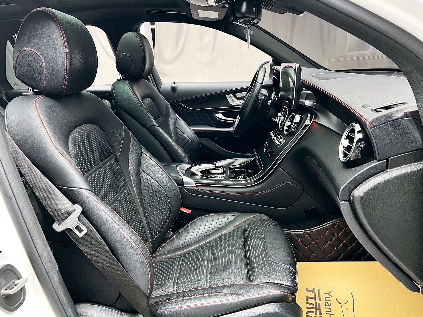 全台到府賞車 2016 Benz GLC43 AMG 4MATIC X253型『小李經理』元禾國際車業/中古車/促銷中  第9張相片