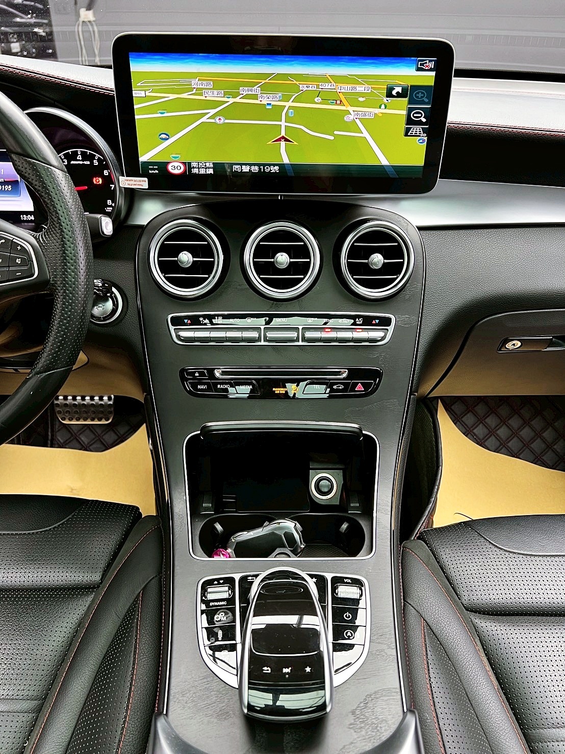 全台到府賞車 2016 Benz GLC43 AMG 4MATIC X253型『小李經理』元禾國際車業/中古車/促銷中  第11張相片