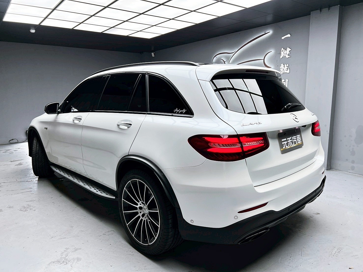 全台到府賞車 2016 Benz GLC43 AMG 4MATIC X253型『小李經理』元禾國際車業/中古車/促銷中  第18張相片