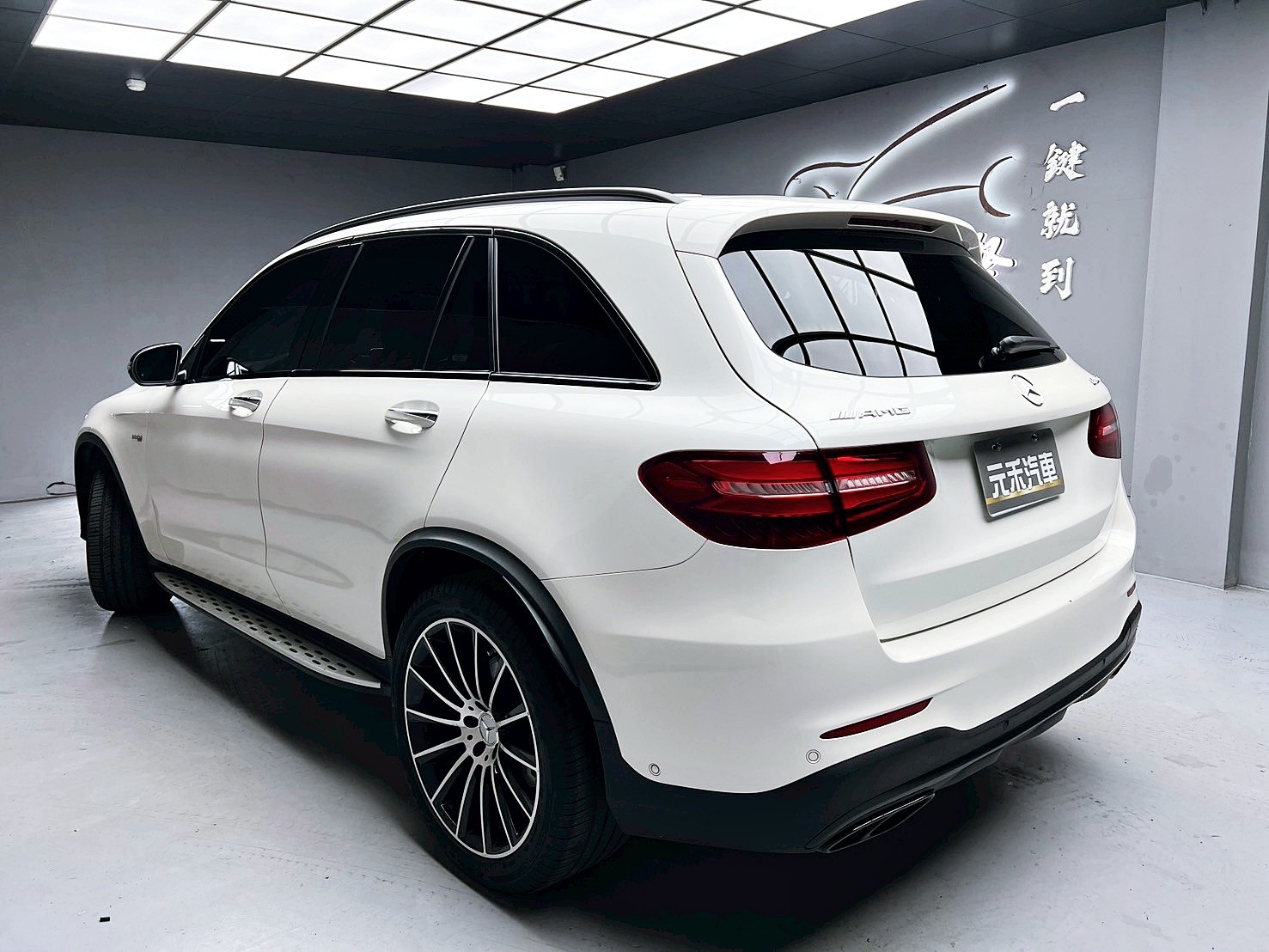 全台到府賞車 2018/19 Benz GLC43 AMG 4MATIC X253型『小李經理』元禾國際車業/中古車/促銷中  第3張相片