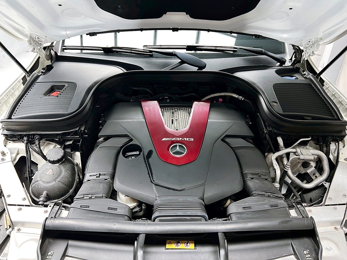 全台到府賞車 2018/19 Benz GLC43 AMG 4MATIC X253型『小李經理』元禾國際車業/中古車/促銷中  第4張相片