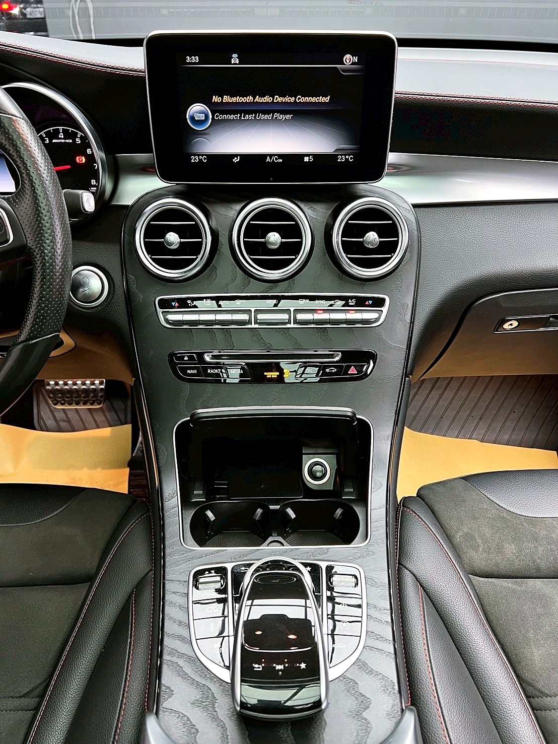 全台到府賞車 2018/19 Benz GLC43 AMG 4MATIC X253型『小李經理』元禾國際車業/中古車/促銷中  第12張相片