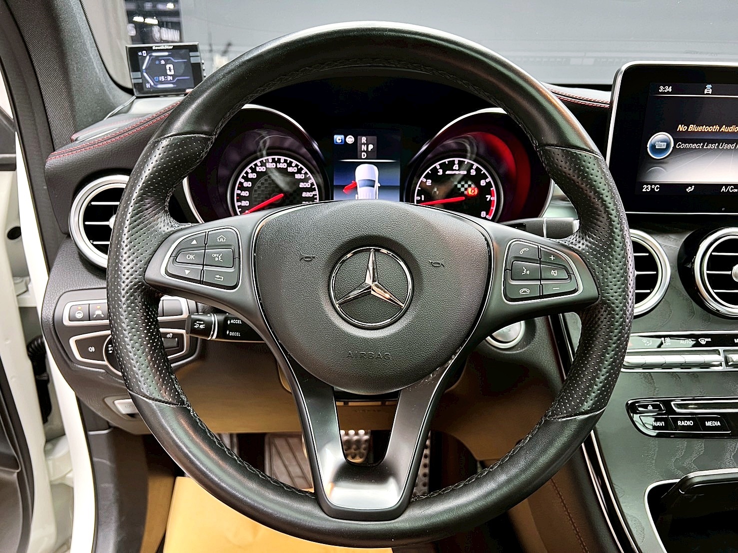 全台到府賞車 2018/19 Benz GLC43 AMG 4MATIC X253型『小李經理』元禾國際車業/中古車/促銷中  第13張相片