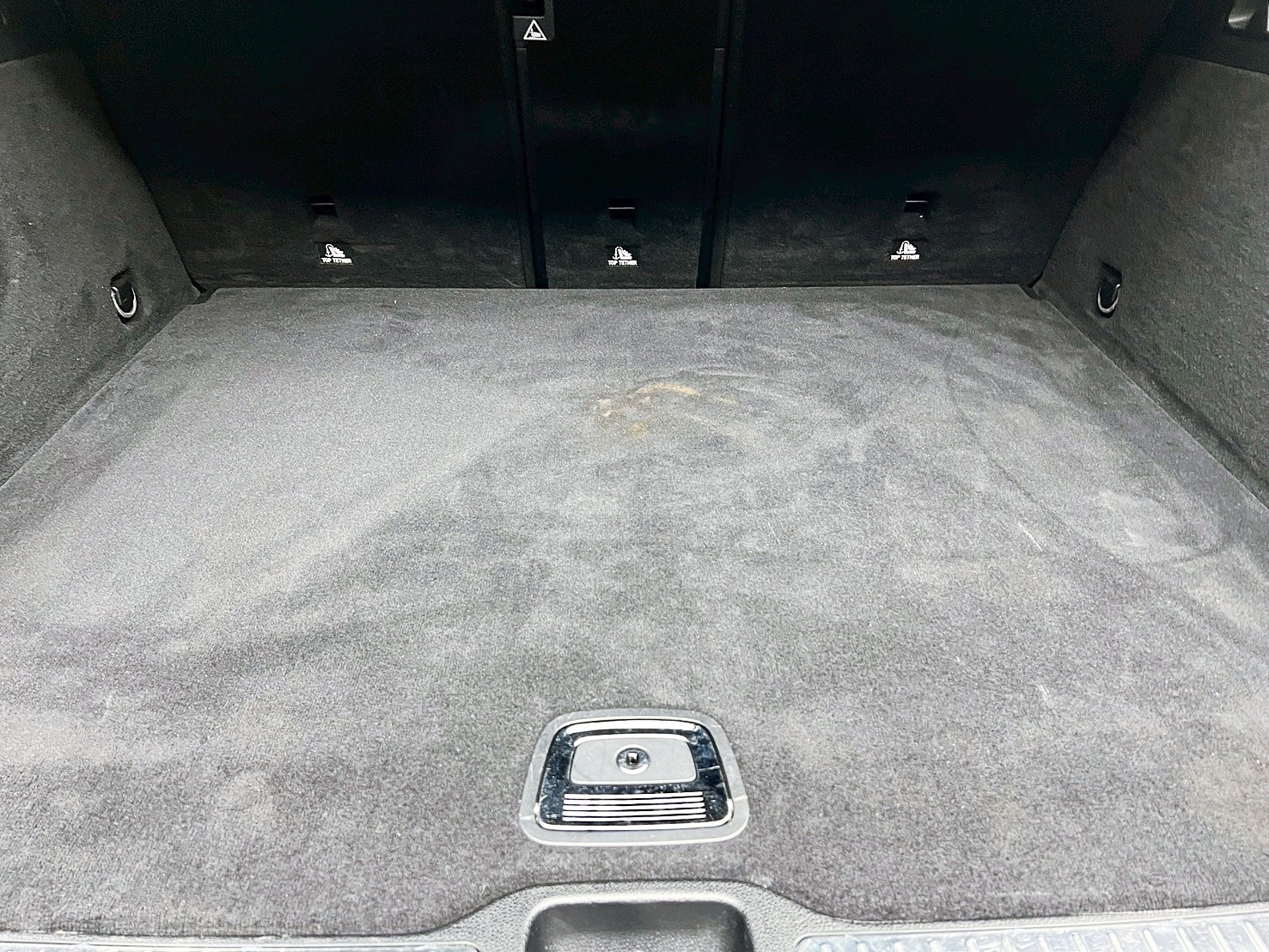 全台到府賞車 2018/19 Benz GLC43 AMG 4MATIC X253型『小李經理』元禾國際車業/中古車/促銷中  第18張相片