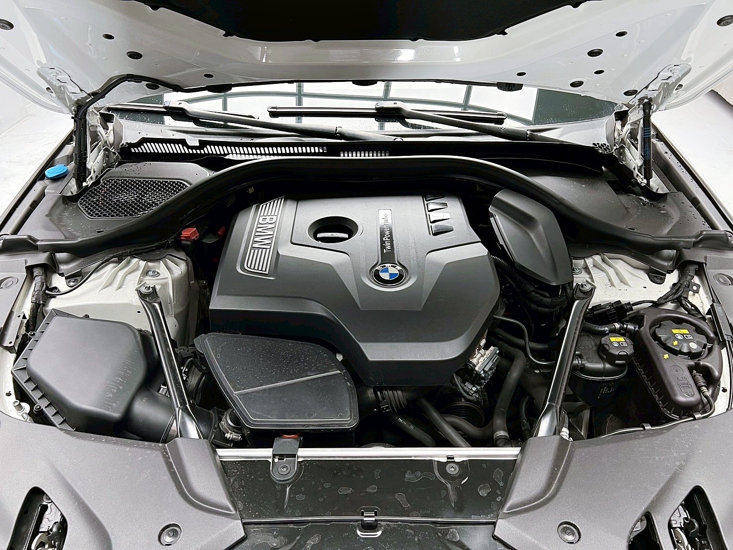 全台到府賞車 2017 BMW 530i Sedan Sport Line G30型『小李經理』元禾國際車業/中古車/促銷中  第4張相片