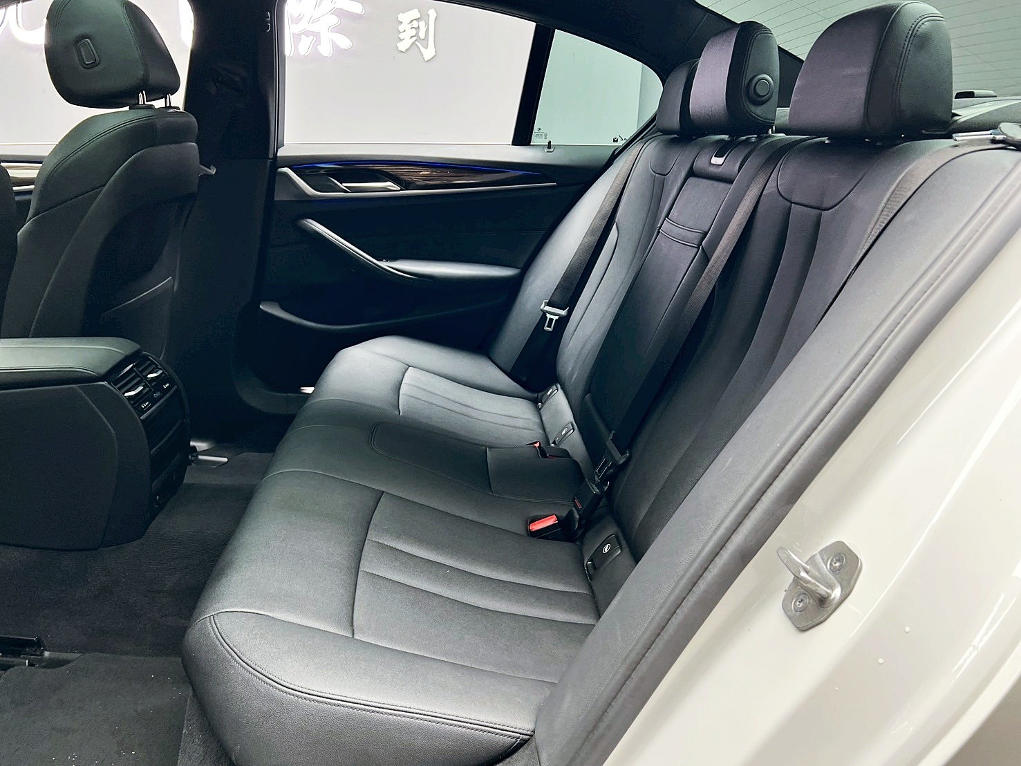 全台到府賞車 2017 BMW 530i Sedan Sport Line G30型『小李經理』元禾國際車業/中古車/促銷中  第6張相片