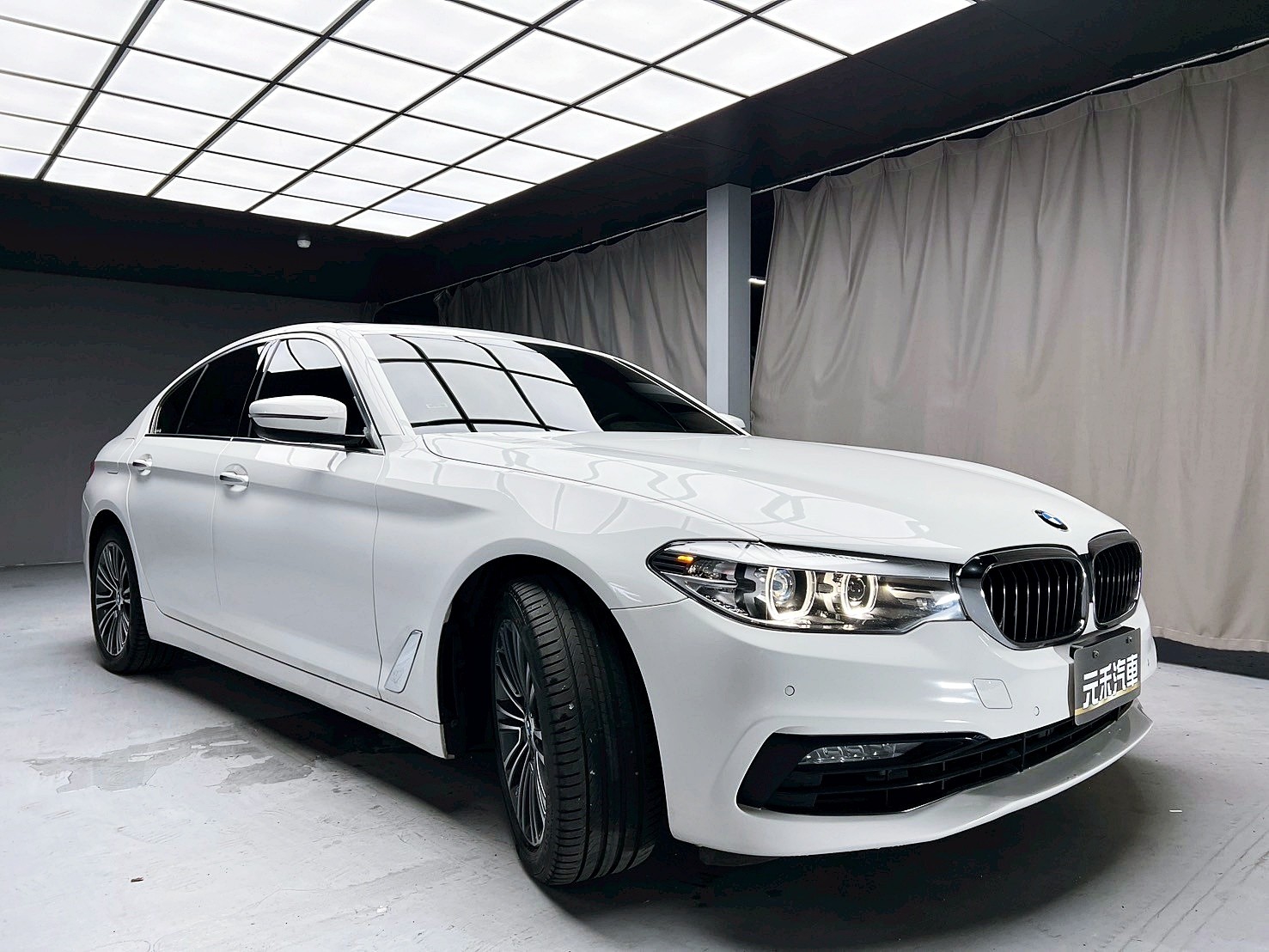 全台到府賞車 2017 BMW 530i Sedan Sport Line G30型『小李經理』元禾國際車業/中古車/促銷中  第18張相片