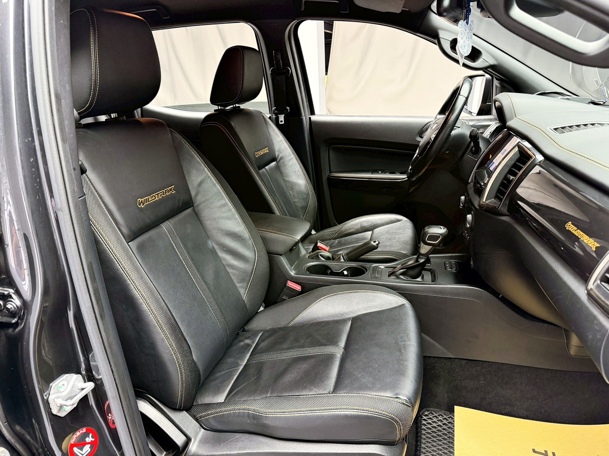 全台到府賞車 2020 Ford Ranger 運動型『小李經理』元禾國際車業/中古車/促銷中  第11張相片