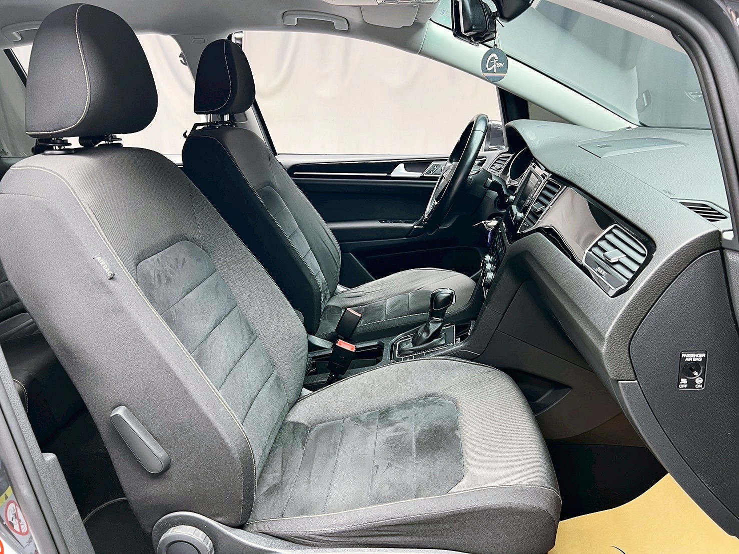 全台到府賞車 2015 Volkswagen Golf Sportsvan 280TSI Highline『小李經理』元禾國際車業/中古車/促銷中  第14張相片