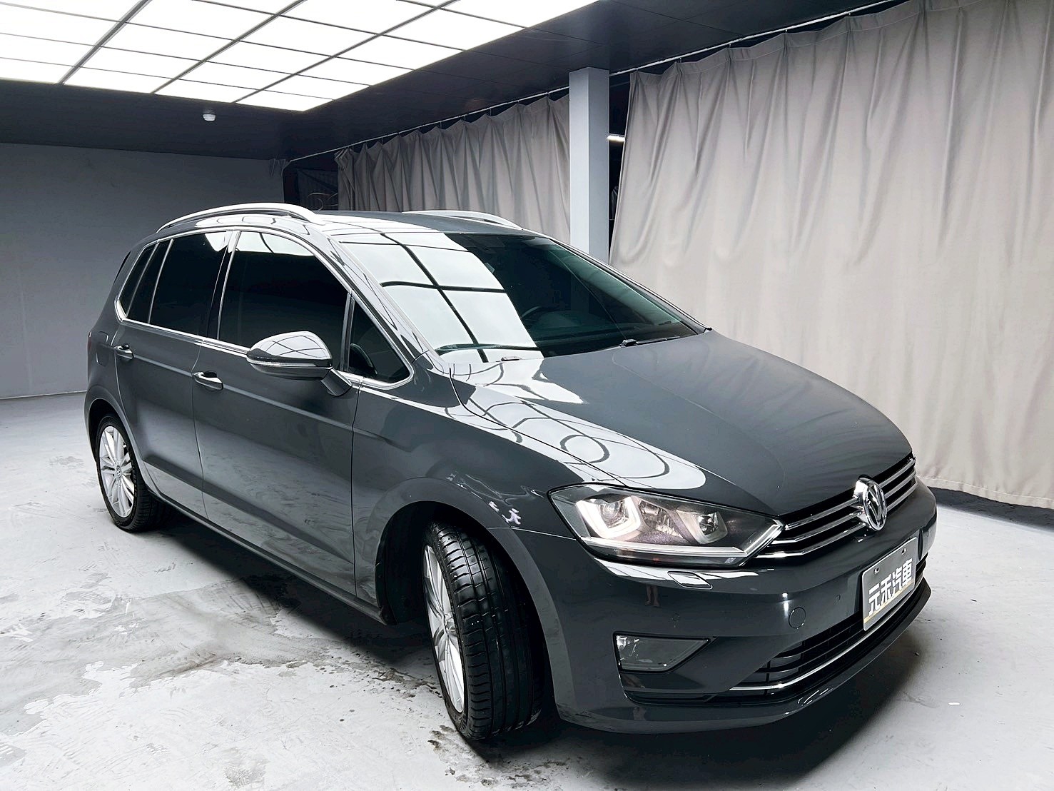 全台到府賞車 2015 Volkswagen Golf Sportsvan 280TSI Highline『小李經理』元禾國際車業/中古車/促銷中  第18張相片