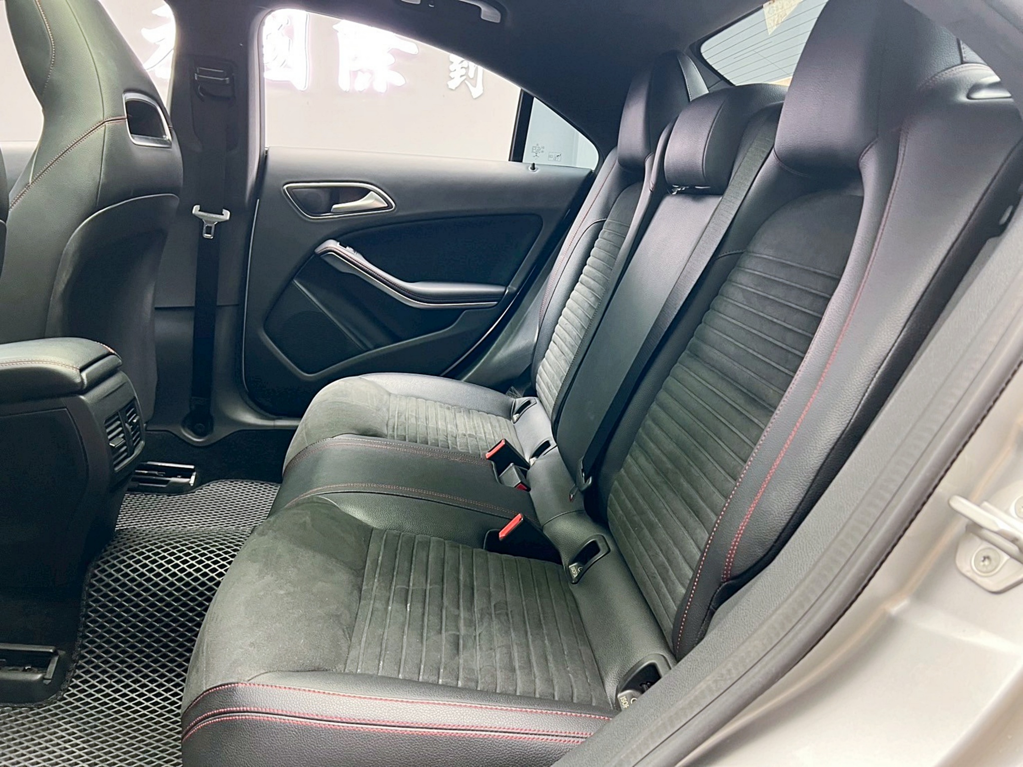 全台到府賞車 2016 Benz CLA250 AMG C177型『小李經理』元禾國際車業/中古車/促銷中  第8張相片