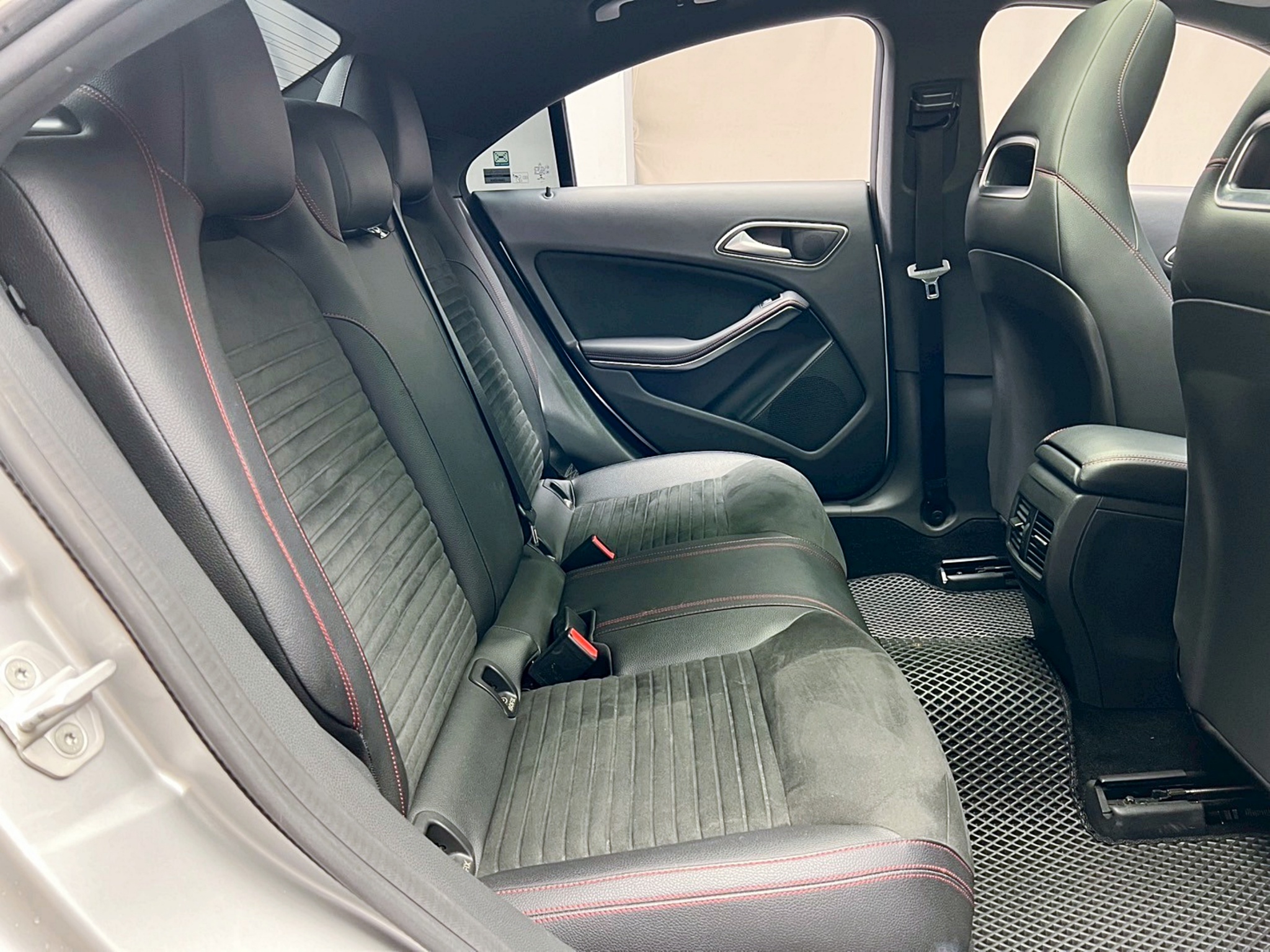 全台到府賞車 2016 Benz CLA250 AMG C177型『小李經理』元禾國際車業/中古車/促銷中  第9張相片