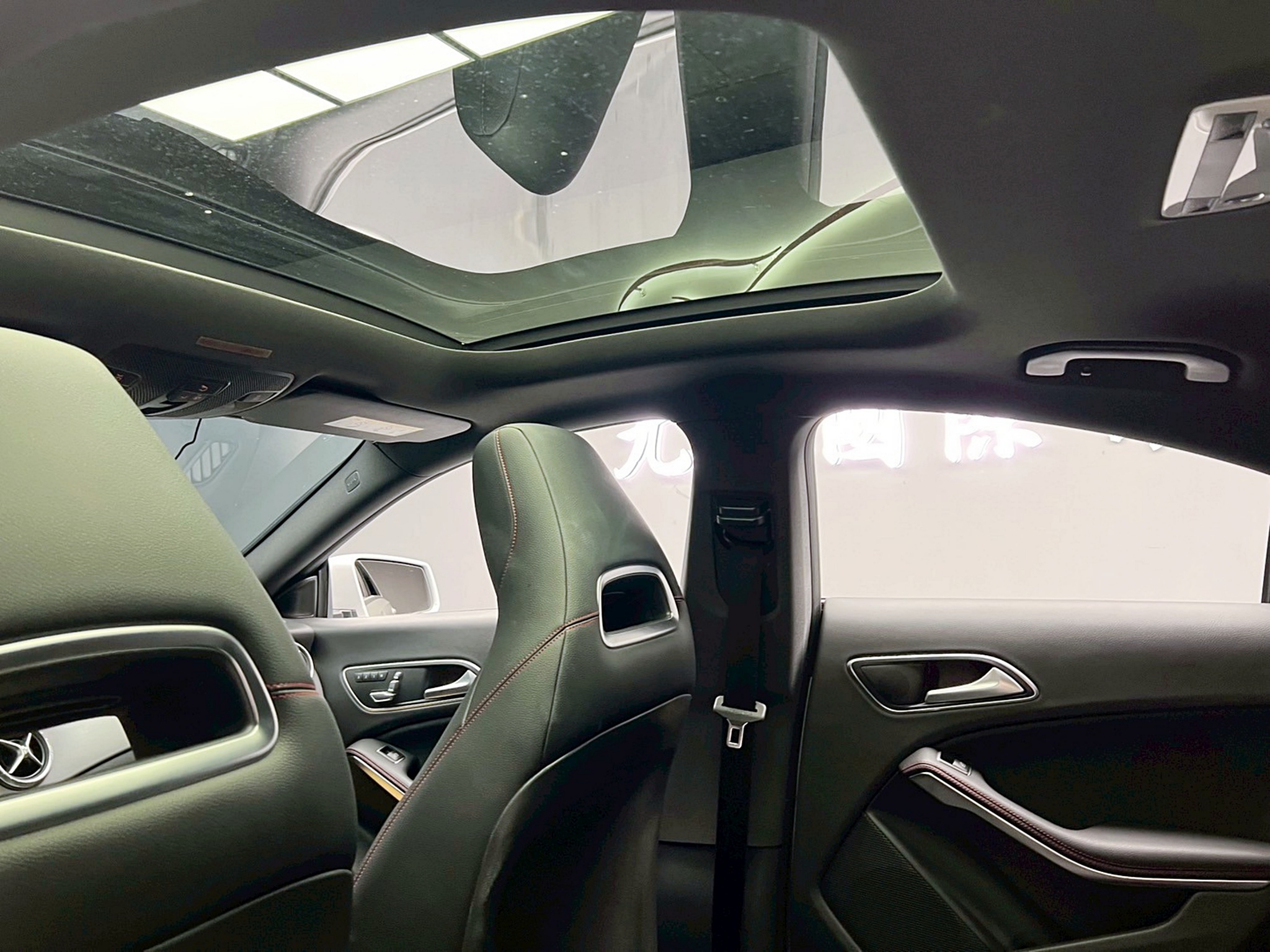 全台到府賞車 2016 Benz CLA250 AMG C177型『小李經理』元禾國際車業/中古車/促銷中  第15張相片