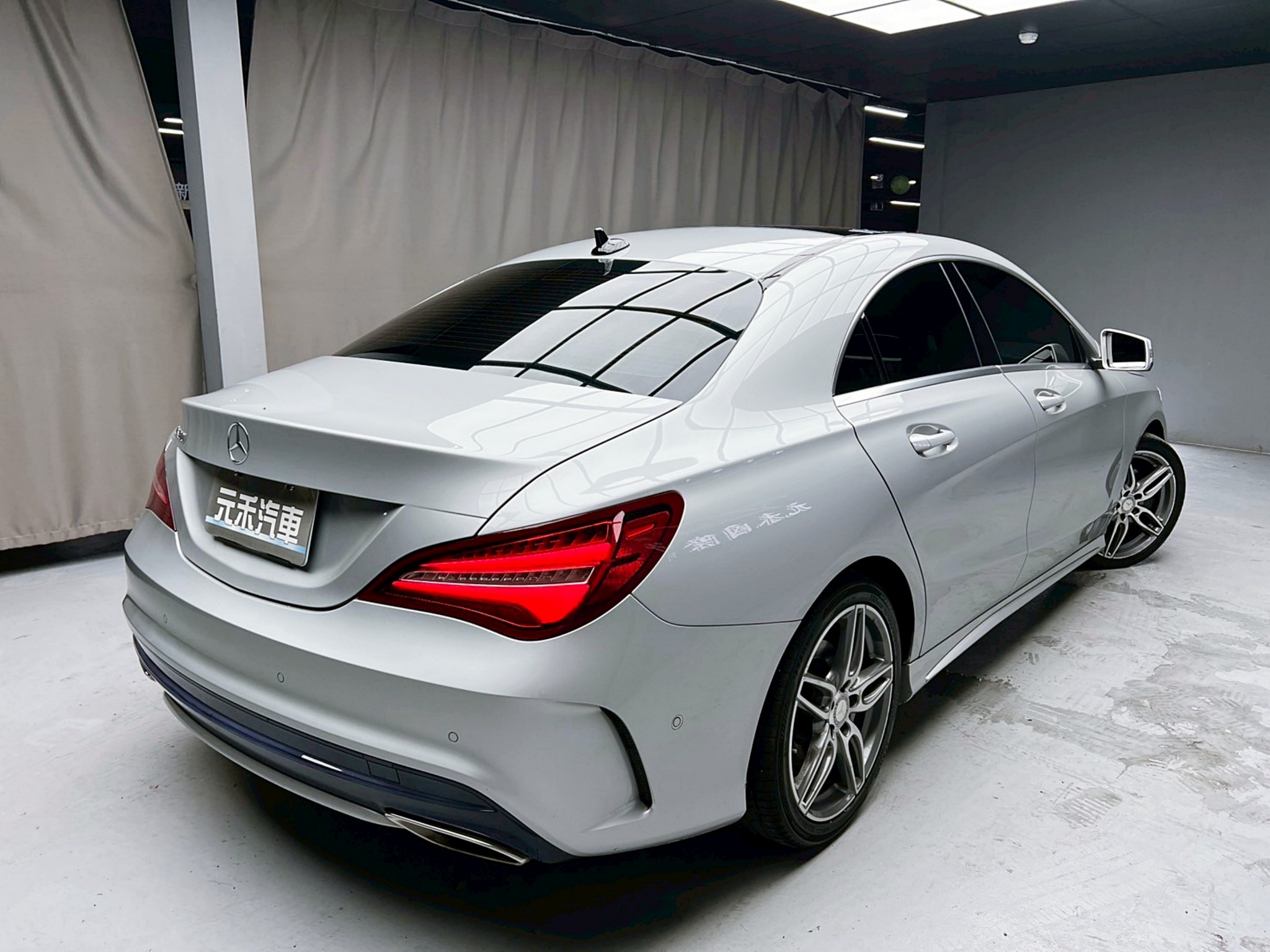 全台到府賞車 2016 Benz CLA250 AMG C177型『小李經理』元禾國際車業/中古車/促銷中  第19張相片