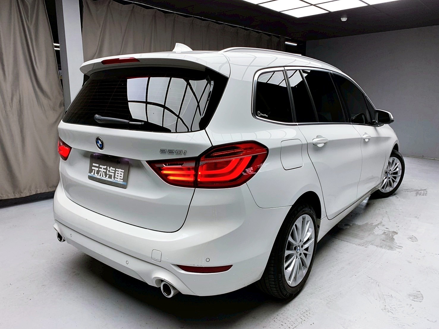 全台到府賞車 2021 BMW 220i Gran Tourer Deluxe Editio 七人座豪華版 F45型『小李經理』元禾國際車業/中古車/促銷中  第19張相片
