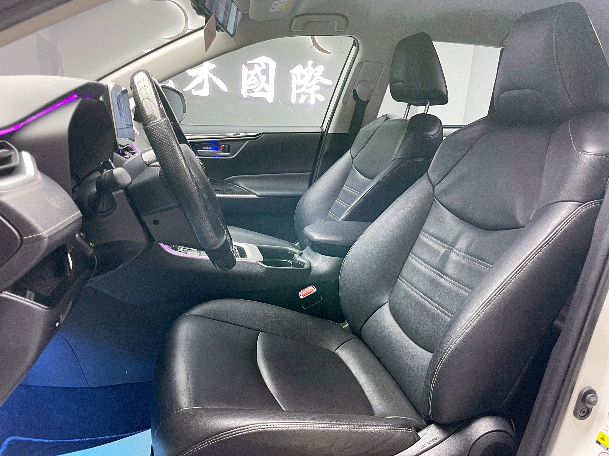 全台到府賞車 2019 Toyota RAV4 豪華版『小李經理』元禾國際車業/中古車/促銷中  第14張相片