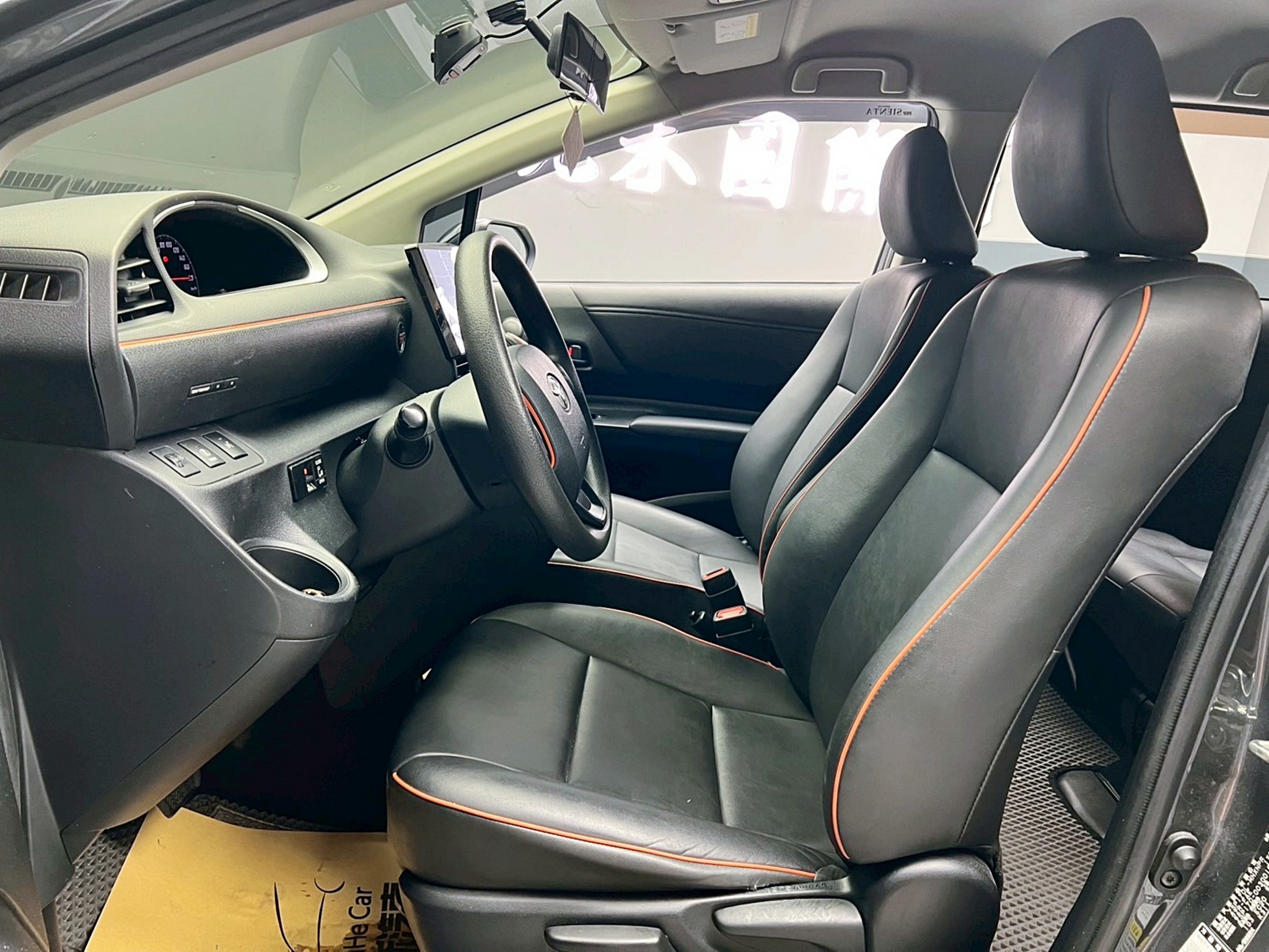 全台到府賞車 2018 Toyota Sienta 5人座豪華＋『小李經理』元禾國際車業/中古車/促銷中  第7張相片