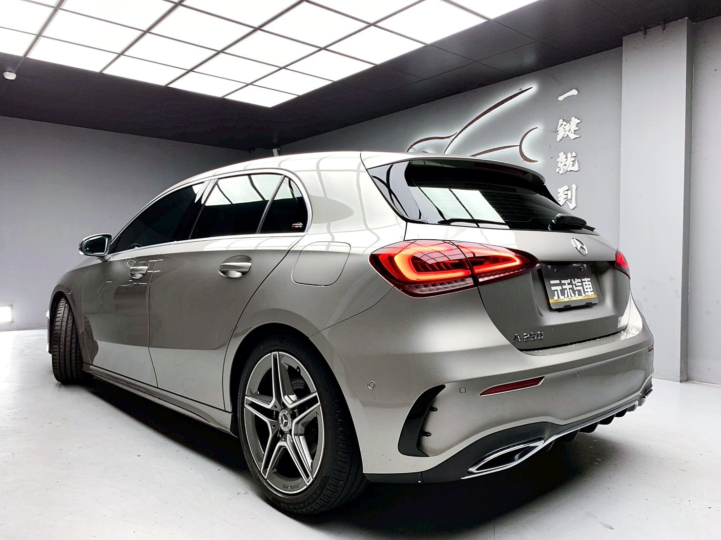 全台到府賞車 2019/20 Benz A250 運動版 W177型『小李經理』元禾國際車業/中古車/促銷中  第3張相片