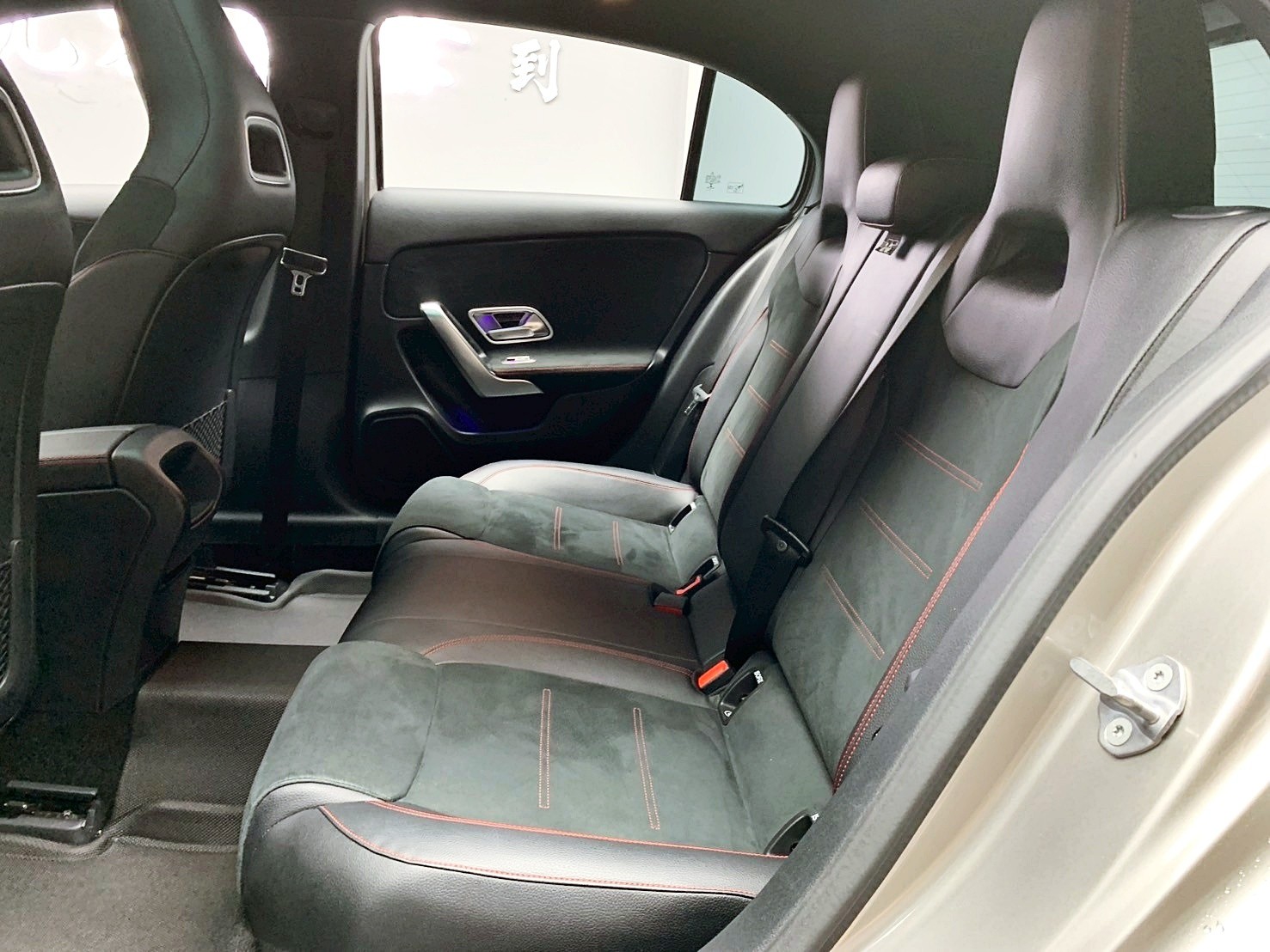 全台到府賞車 2019/20 Benz A250 運動版 W177型『小李經理』元禾國際車業/中古車/促銷中  第12張相片