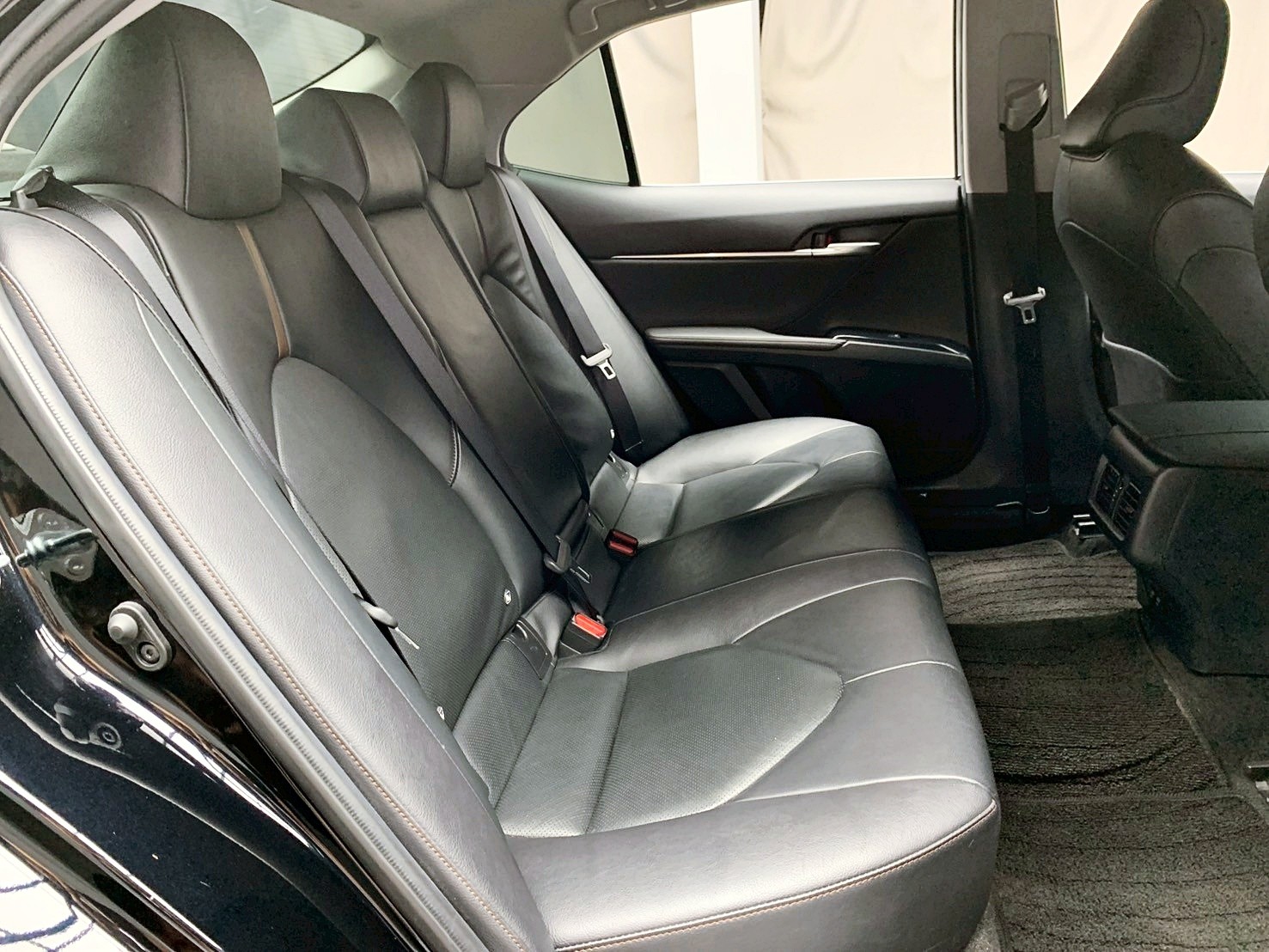 全台到府賞車 2019 Toyota Camry 豪華版『小李經理』元禾國際車業/中古車/促銷中  第11張相片