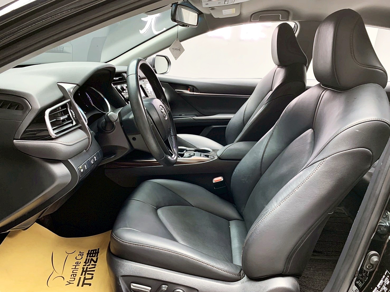 全台到府賞車 2019 Toyota Camry 豪華版『小李經理』元禾國際車業/中古車/促銷中  第13張相片