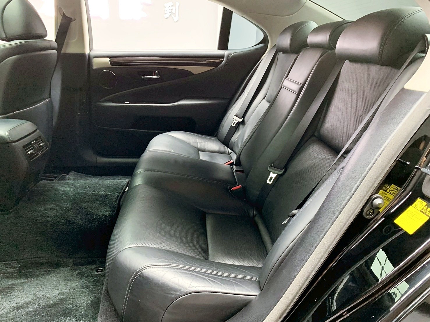 全台到府賞車 2014 Lexus LS460L 首席長軸版『小李經理』元禾國際車業/中古車/促銷中  第12張相片