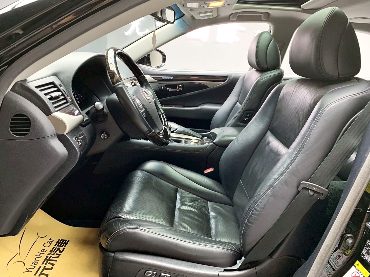 全台到府賞車 2014 Lexus LS460L 首席長軸版『小李經理』元禾國際車業/中古車/促銷中  第13張相片