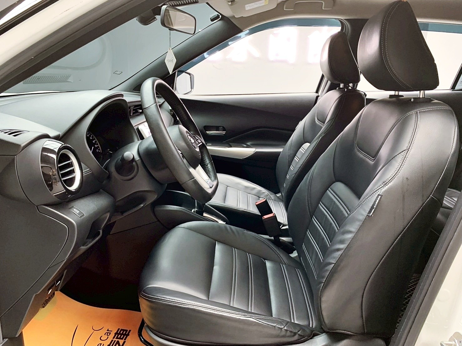 全台到府賞車 2018/19 Nissan Kicks 智行旗艦版『小李經理』元禾國際車業/中古車/促銷中  第6張相片