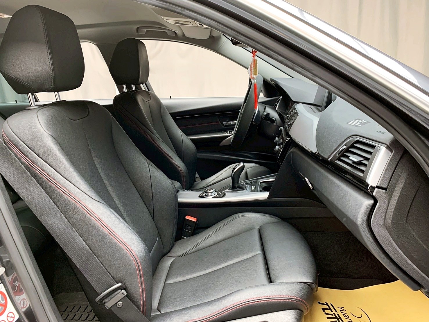 全台到府賞車 2016/17 BMW 320i Sedan Sport F30型『小李經理』元禾國際車業/中古車/促銷中  第9張相片