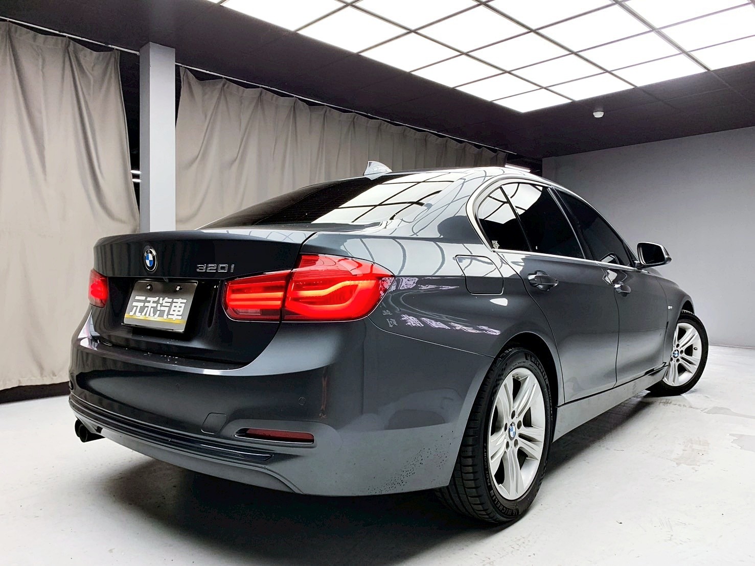 全台到府賞車 2016/17 BMW 320i Sedan Sport F30型『小李經理』元禾國際車業/中古車/促銷中  第19張相片