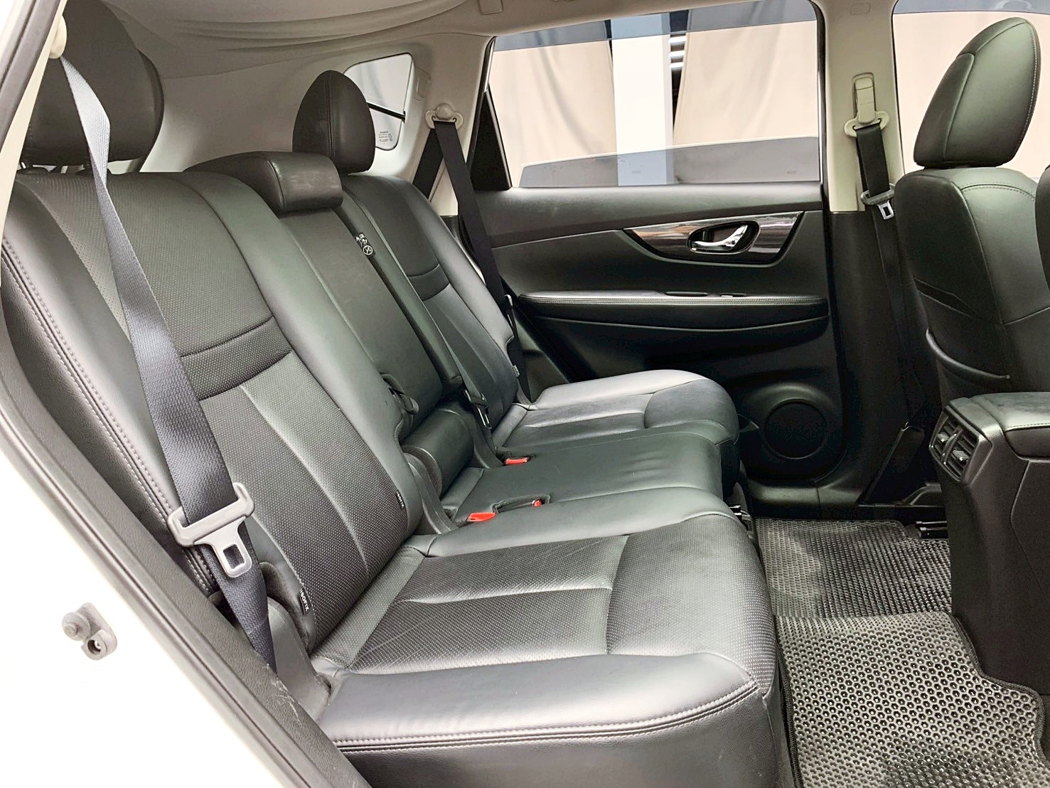 全台到府賞車 2015 Nissan X-Trail 豪華影音版『小李經理』元禾國際車業/中古車/促銷中  第18張相片