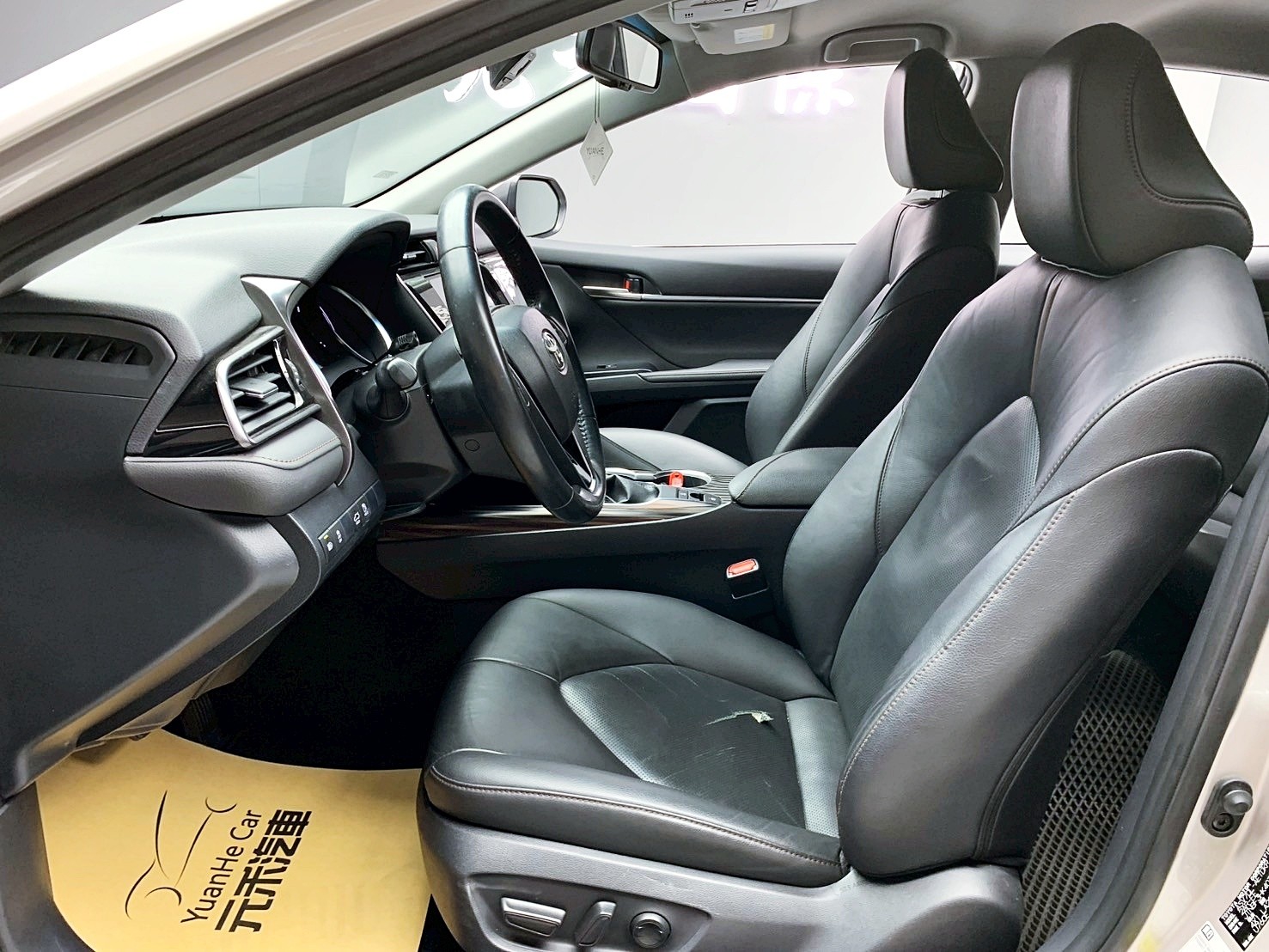 全台到府賞車 2019 Toyota Camry 豪華版『小李經理』元禾國際車業/中古車/促銷中  第14張相片