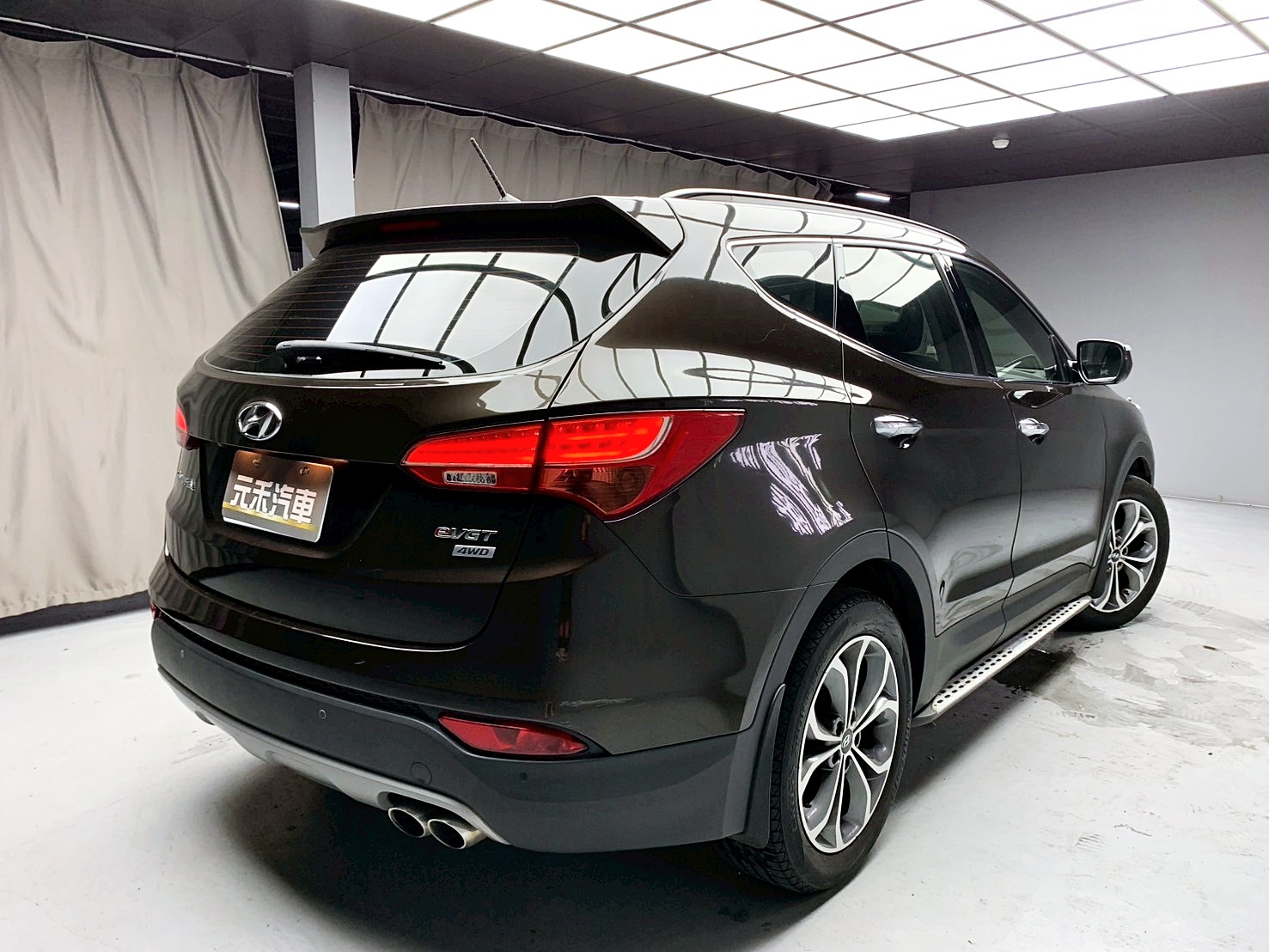 全台到府賞車 2015/16 Hyundai SantaFe AWD領袖款『小李經理』元禾國際車業/中古車/促銷中  第16張相片