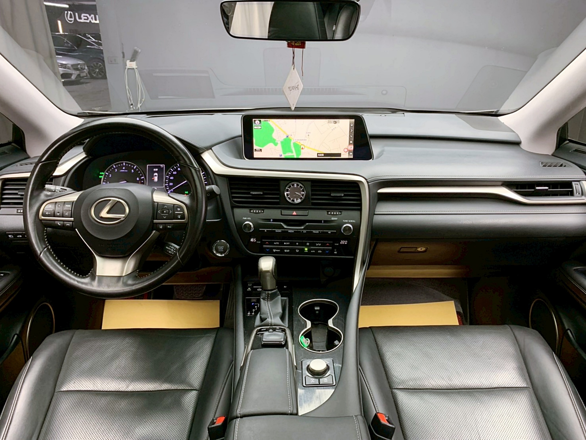 全台到府賞車 2016/17 Lexus RX350 頂級版『小李經理』元禾國際車業/中古車/促銷中  第11張相片