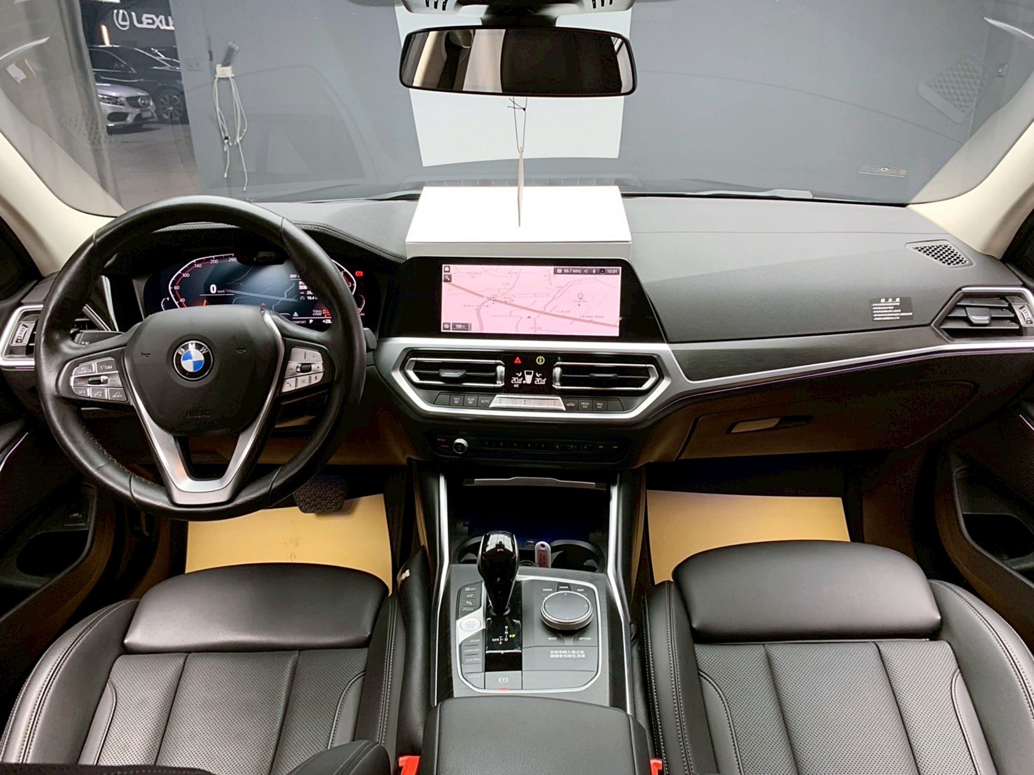 全台到府賞車 2022 BMW 318i Sedan Luxury 白金極智版 G20型『小李經理』元禾國際車業/中古車/促銷中  第9張相片
