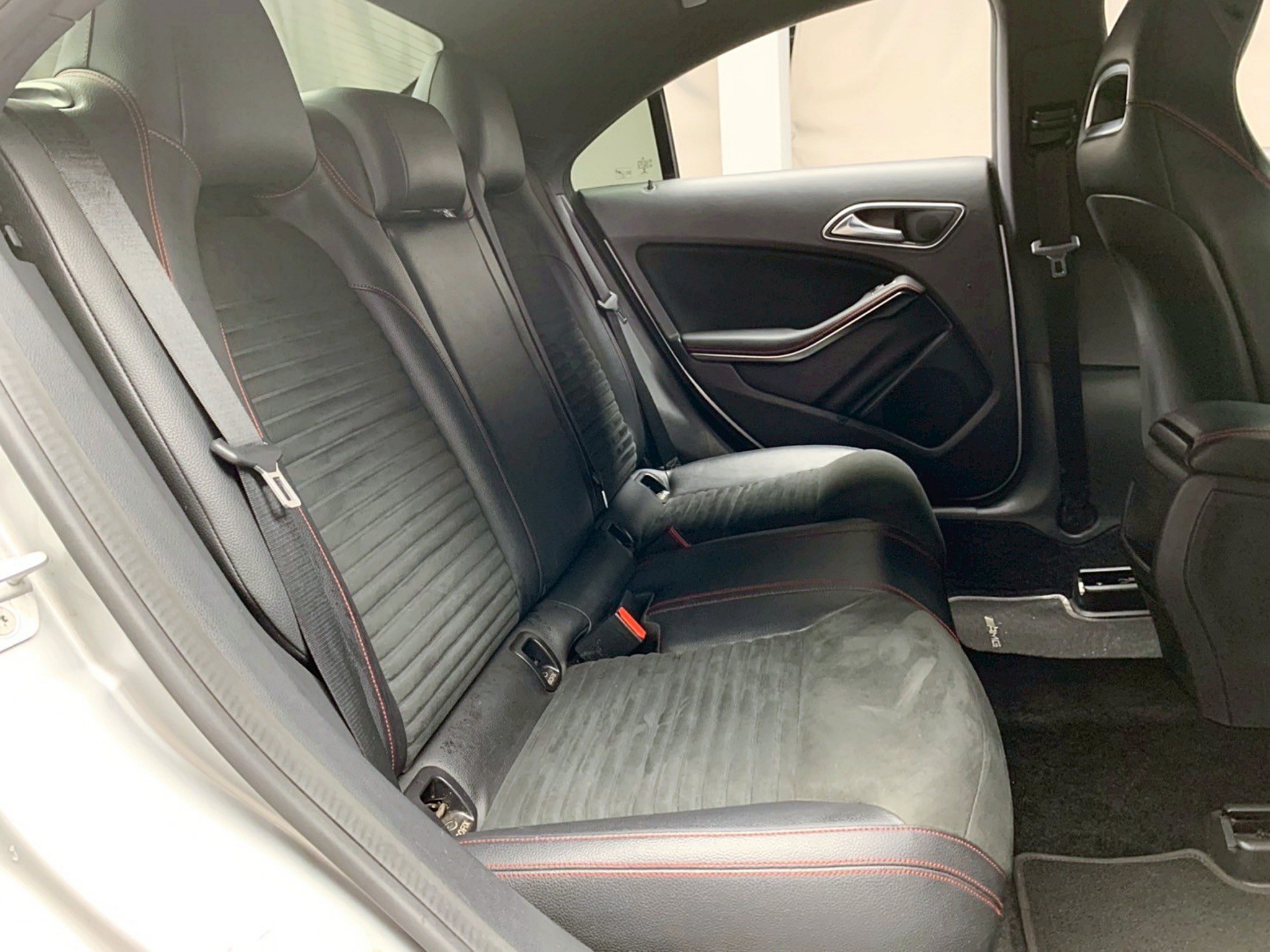 全台到府賞車 2013/14 Benz CLA250 AMG C117型『小李經理』元禾國際車業/中古車/促銷中  第11張相片