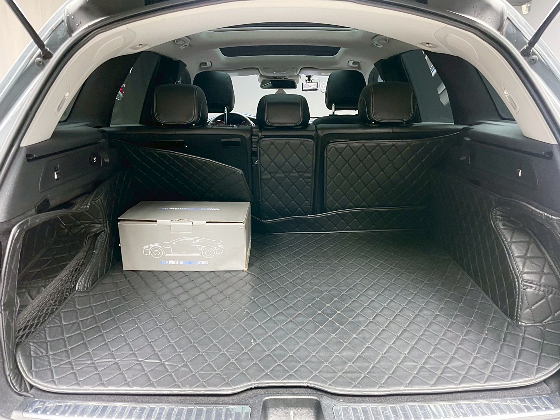 全台到府賞車 2016/17 Benz GLC300 X253型『小李經理』元禾國際車業/中古車/促銷中  第4張相片