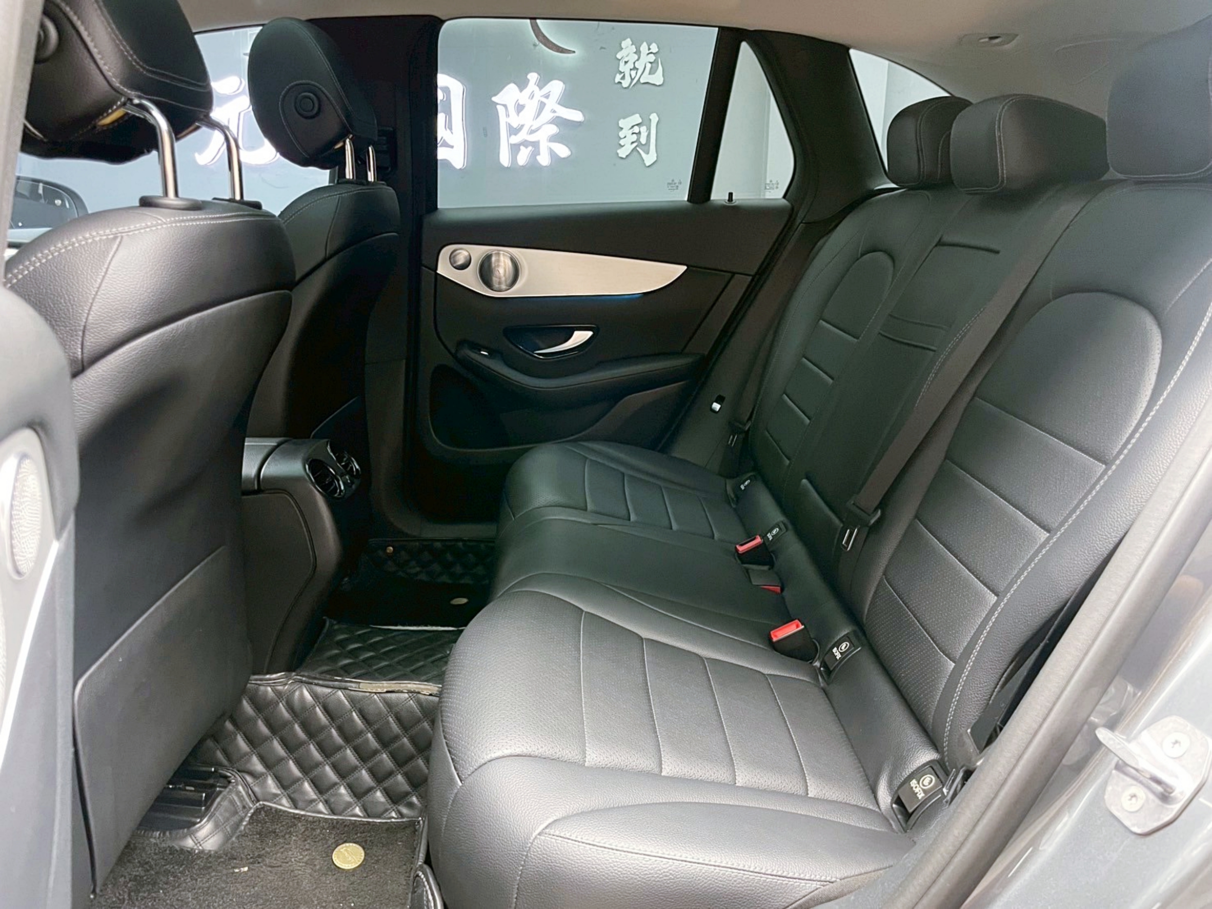 全台到府賞車 2016/17 Benz GLC300 X253型『小李經理』元禾國際車業/中古車/促銷中  第8張相片