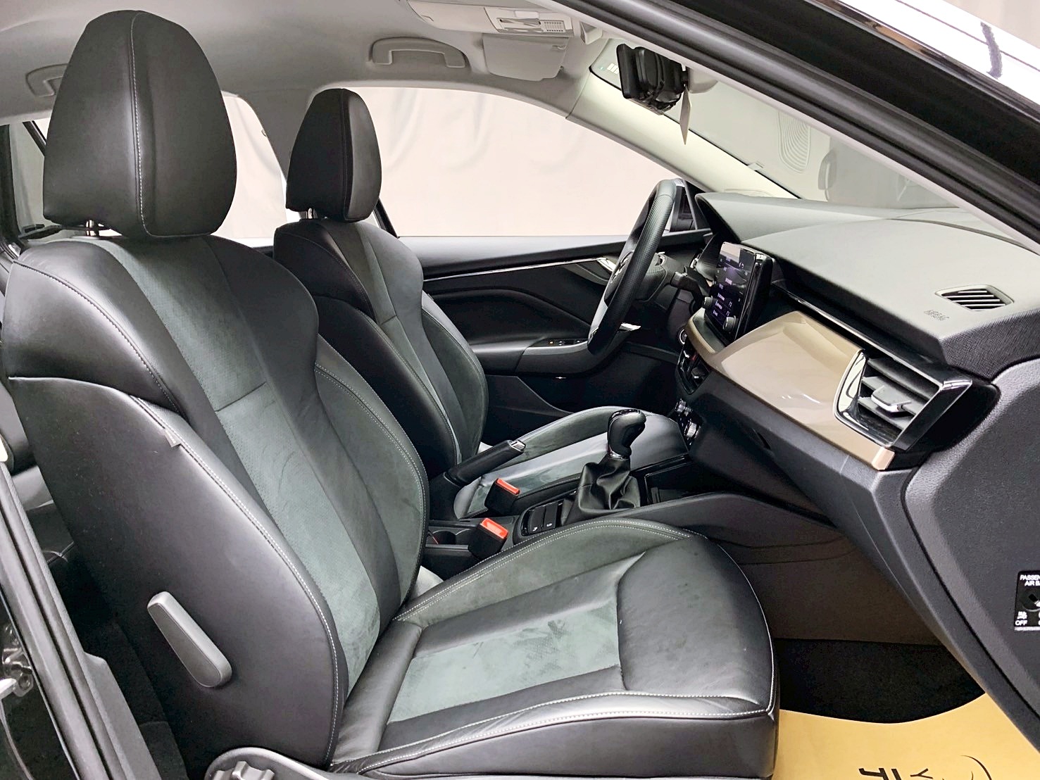 全台到府賞車 2023 Skoda Kamiq TSI 豪華動能版『小李經理』元禾國際車業/中古車/促銷中  第8張相片