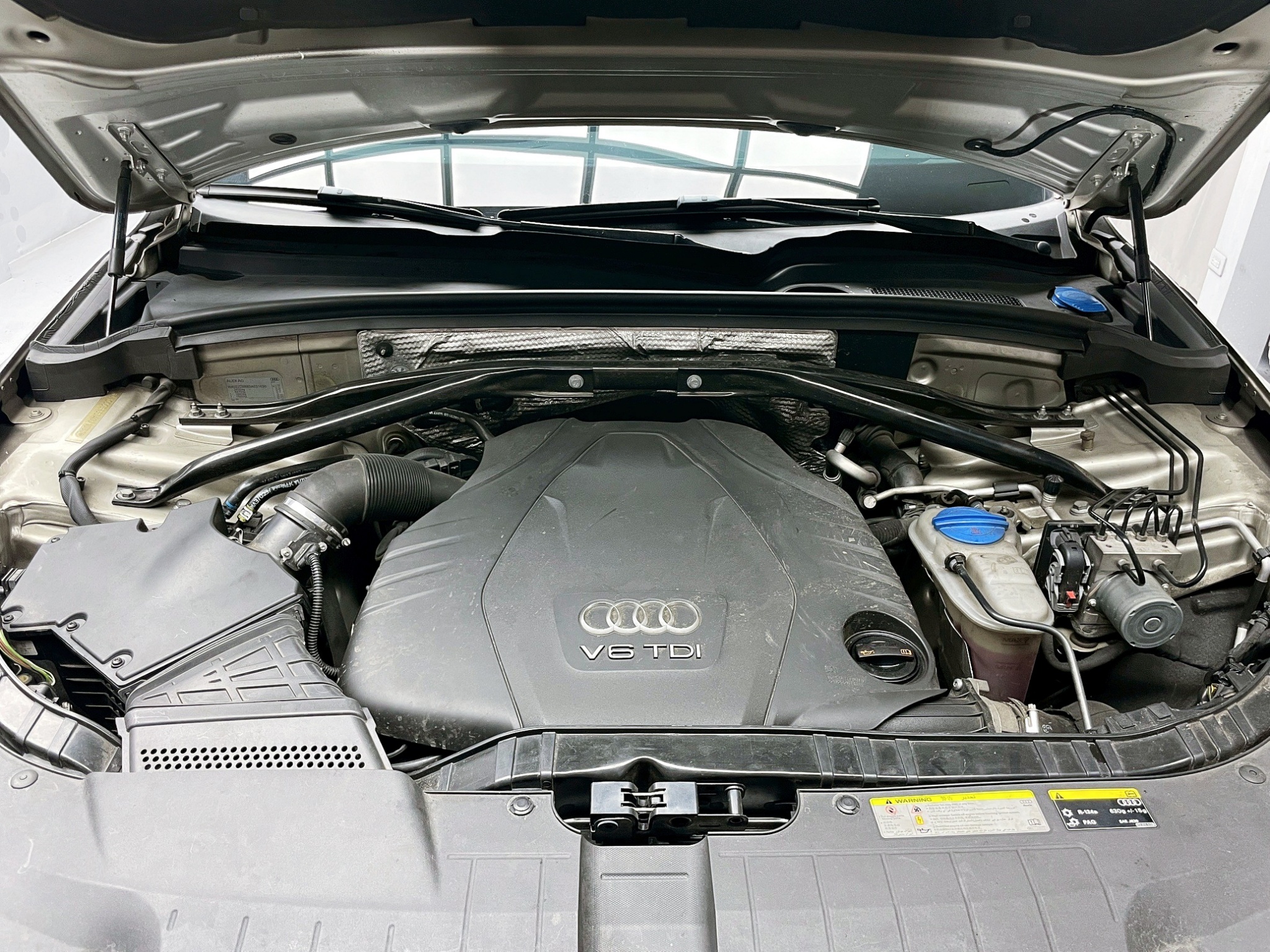 全台到府賞車 2012/13 Audi Q5 TDI Quattro『小李經理』元禾國際車業/中古車/促銷中  第16張相片