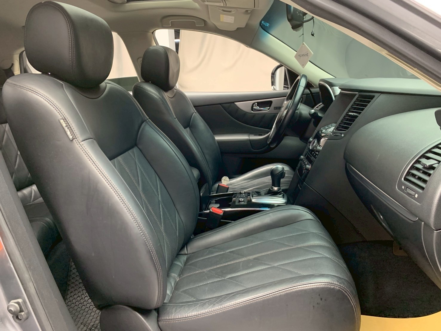 全台到府賞車 2018 Infiniti QX70 V6旗艦款『小李經理』元禾國際車業/中古車/促銷中  第10張相片